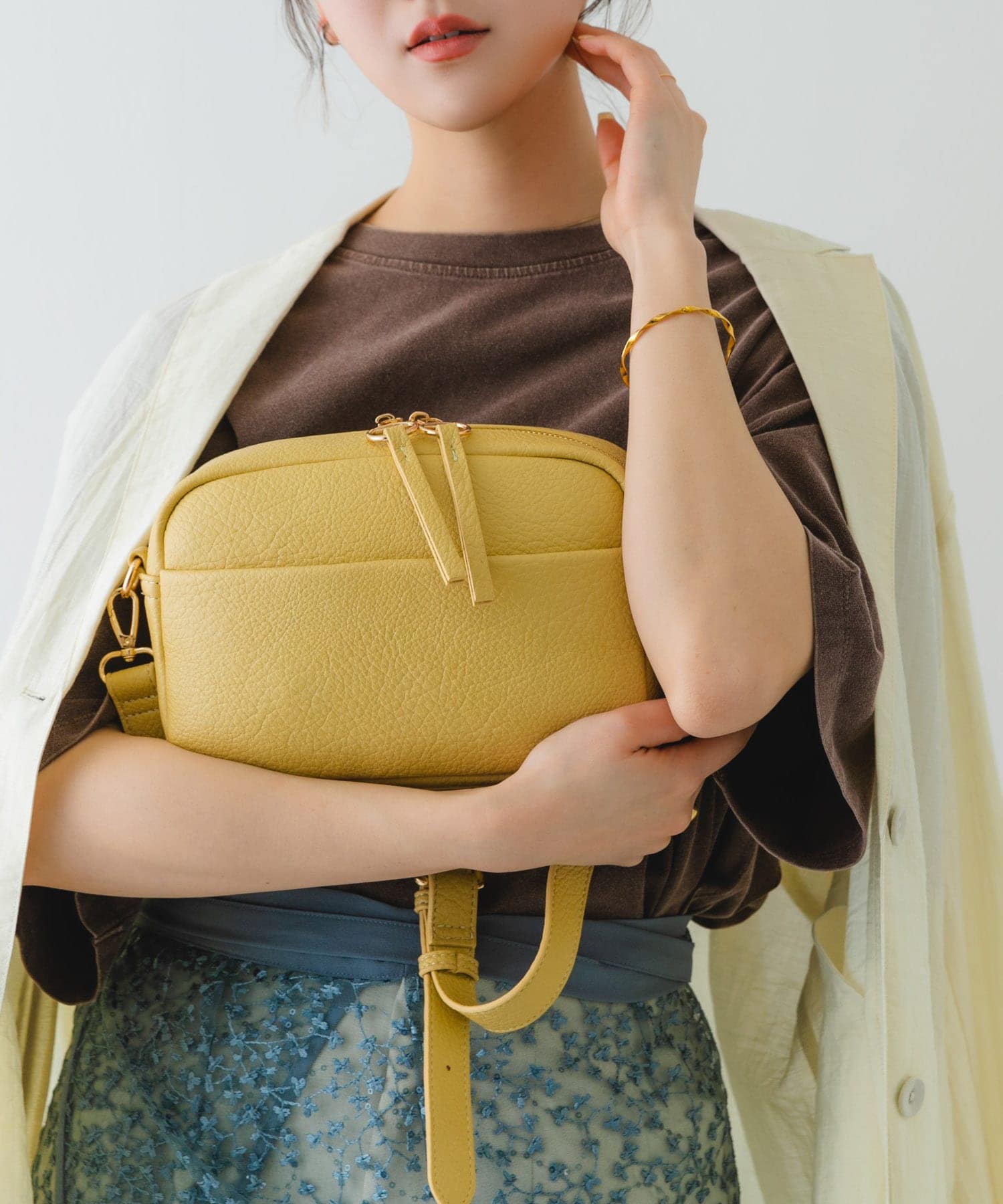 プレーンショルダーバッグ LEMON one