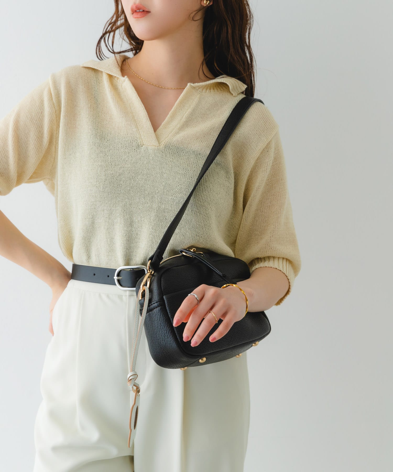 プレーンショルダーバッグ BLACK one