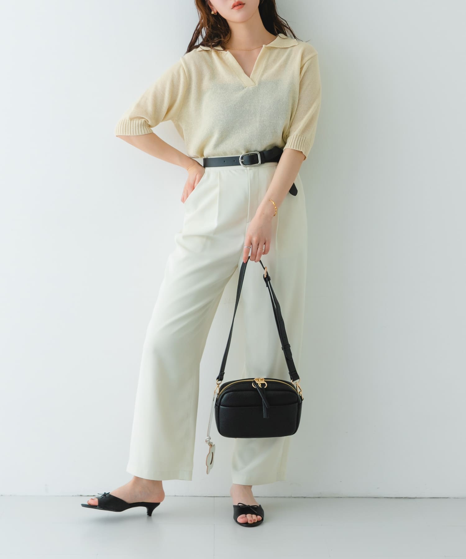 プレーンショルダーバッグ BLACK one