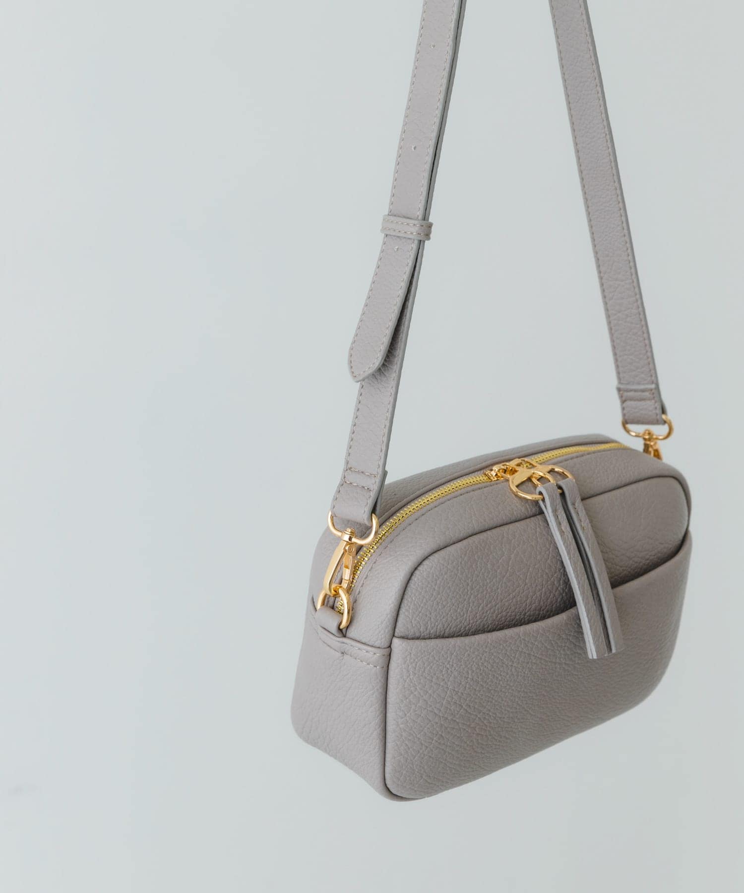 プレーンショルダーバッグ GRAY one