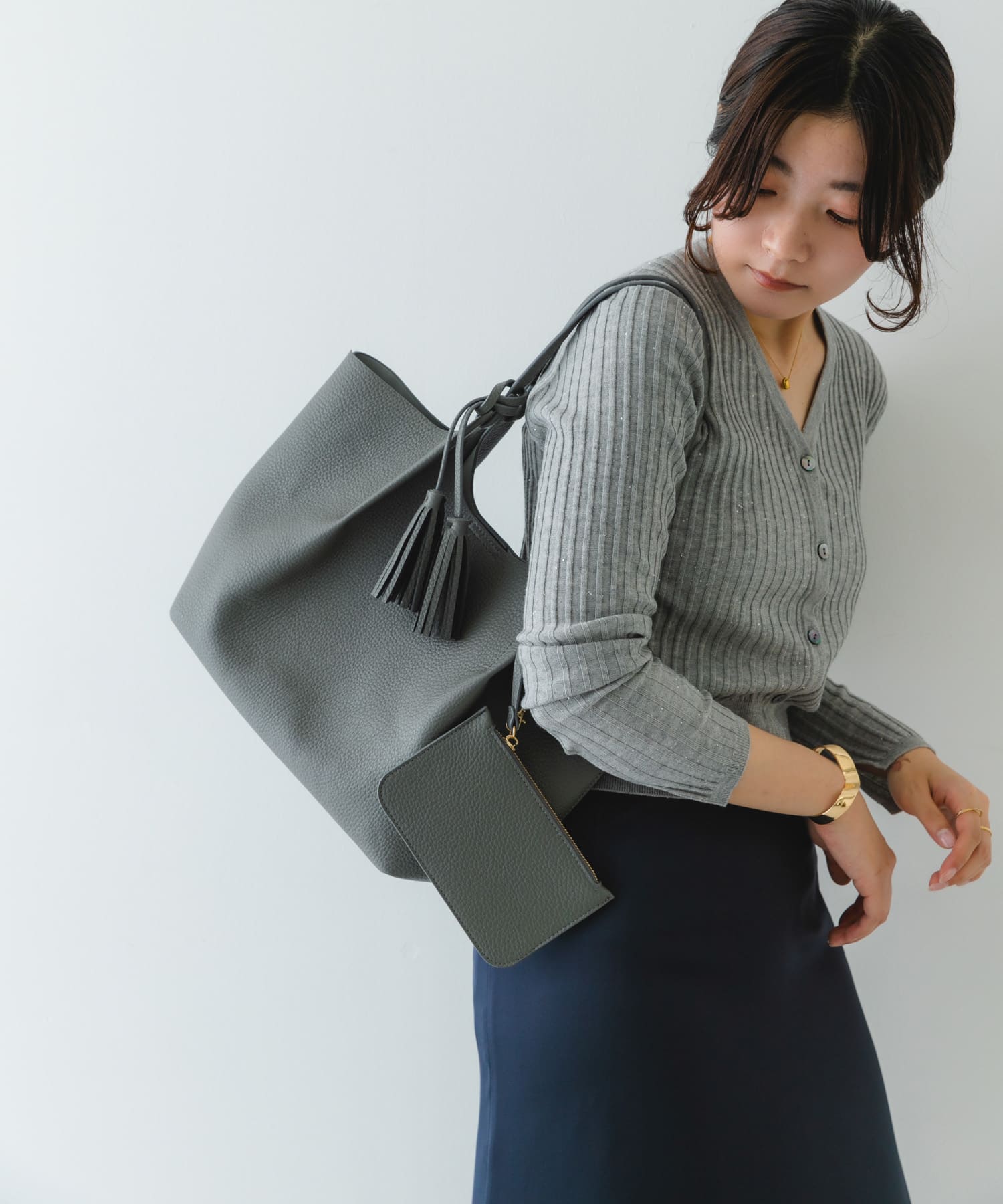 ポーチ付タックトートバッグ GRAY one