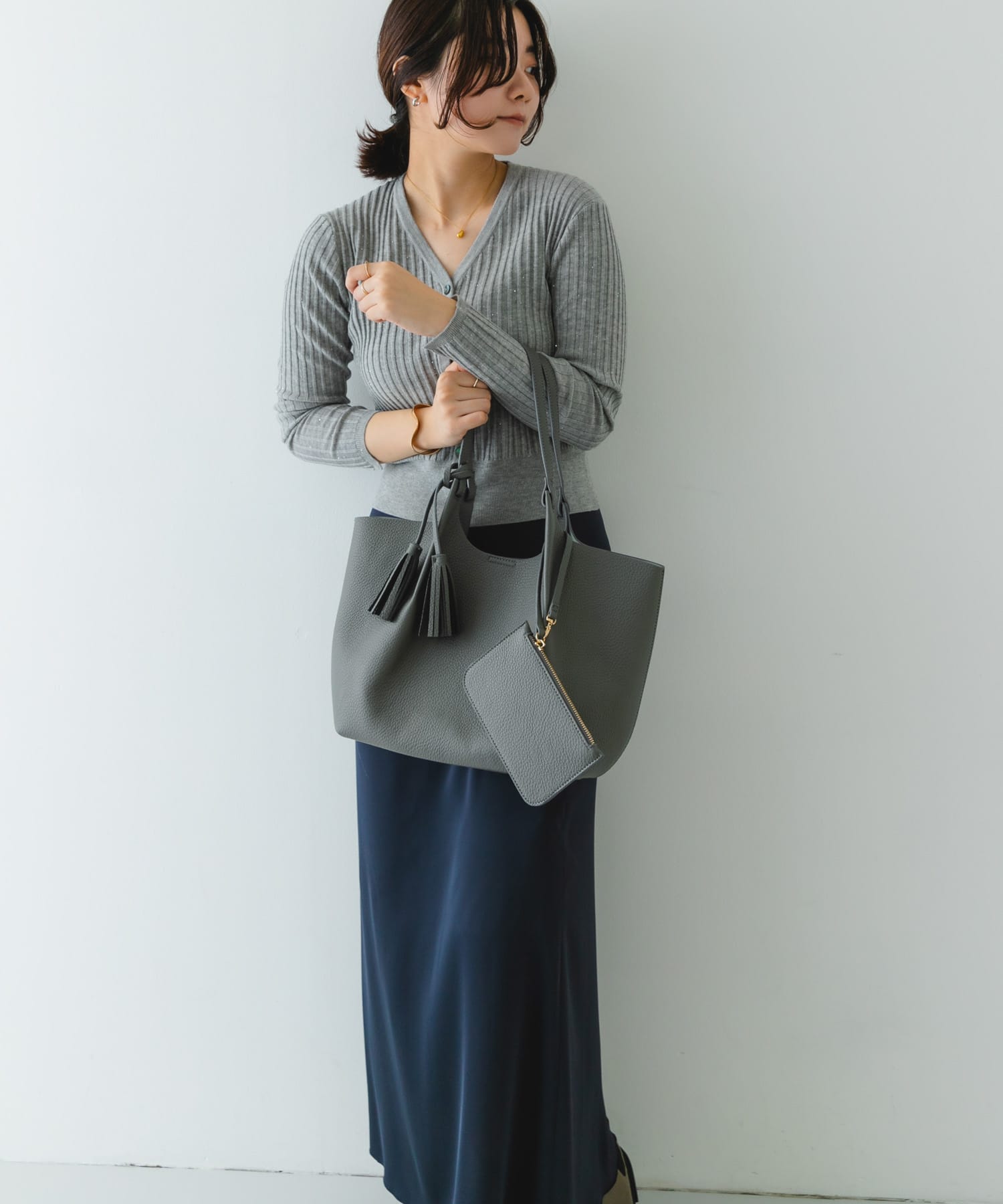 ポーチ付タックトートバッグ GRAY one