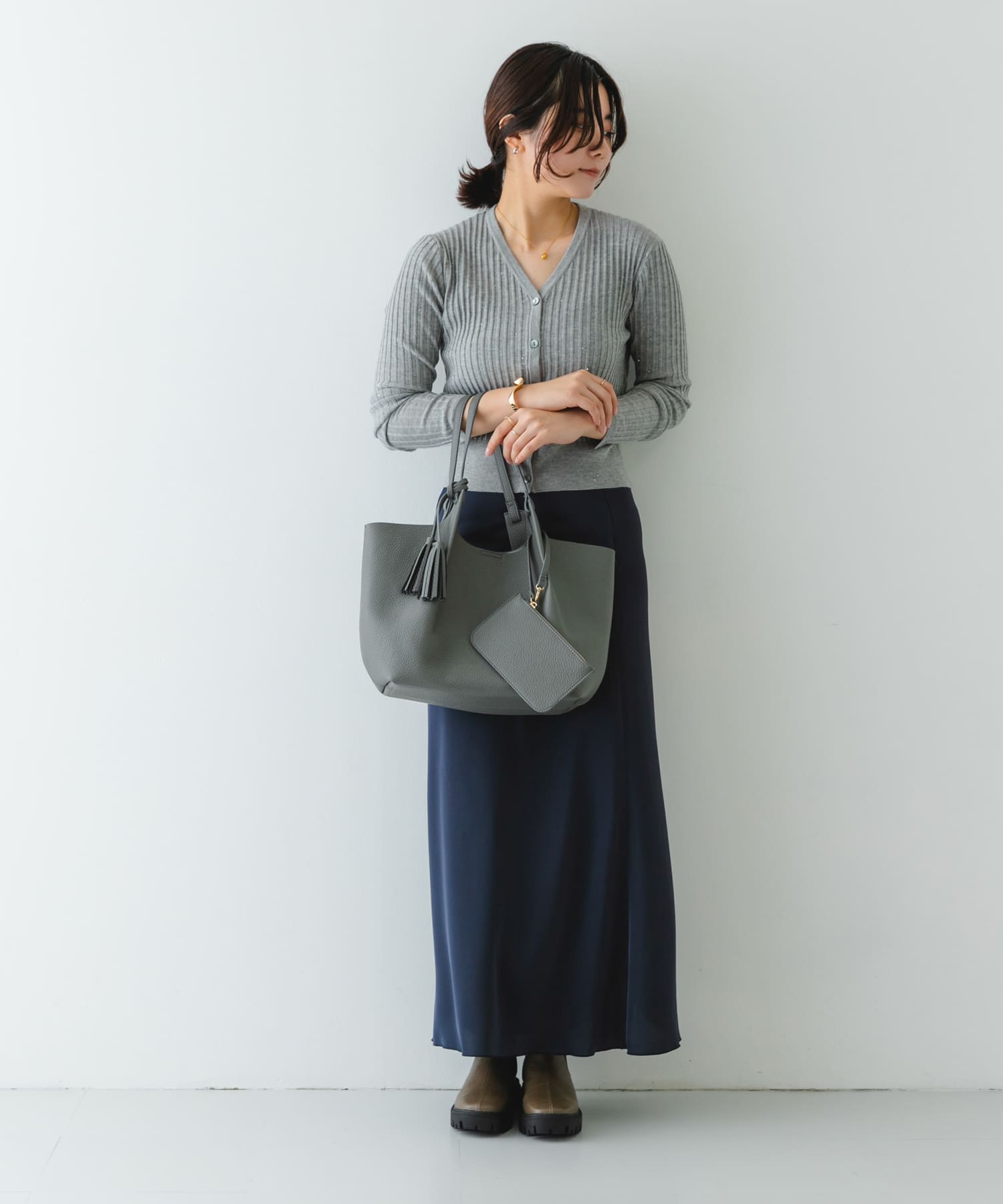ポーチ付タックトートバッグ GRAY one