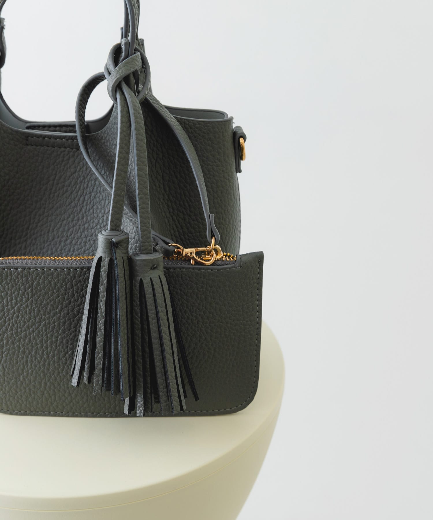 ポーチ付タックミニショルダーバッグ GRAY one