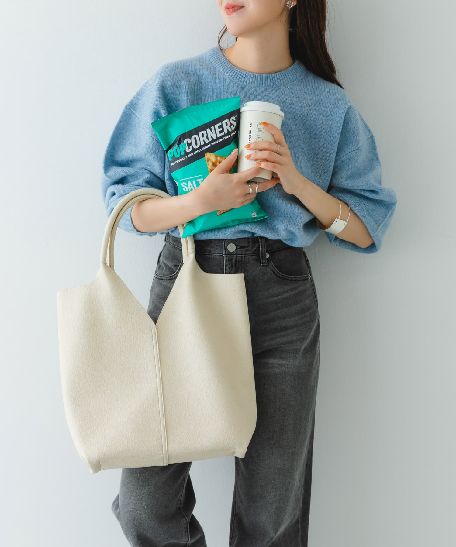 センターステッチVカットトートバッグ IVORY one
