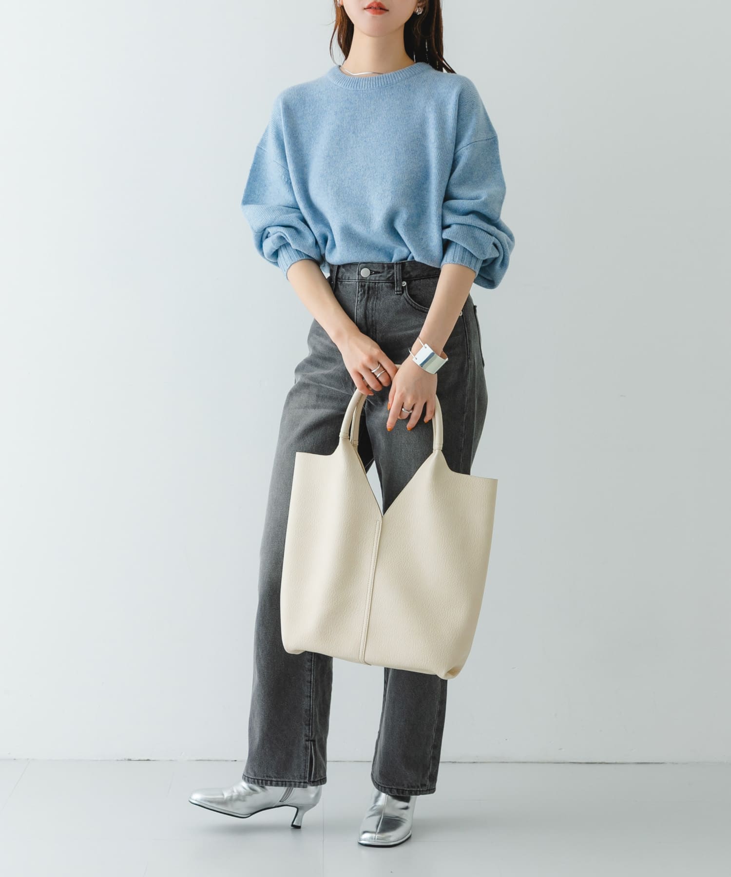 センターステッチVカットトートバッグ IVORY one