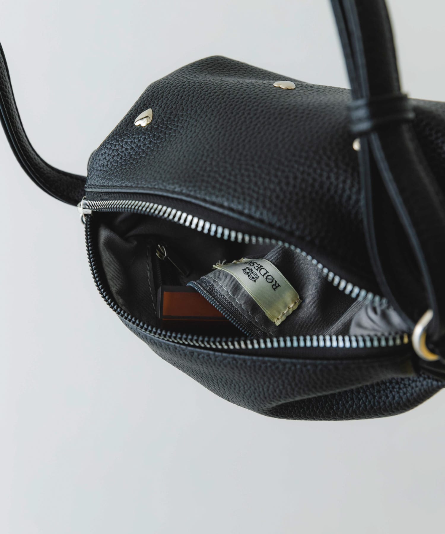 ハートスタッズミニショルダーバッグ BLACK one