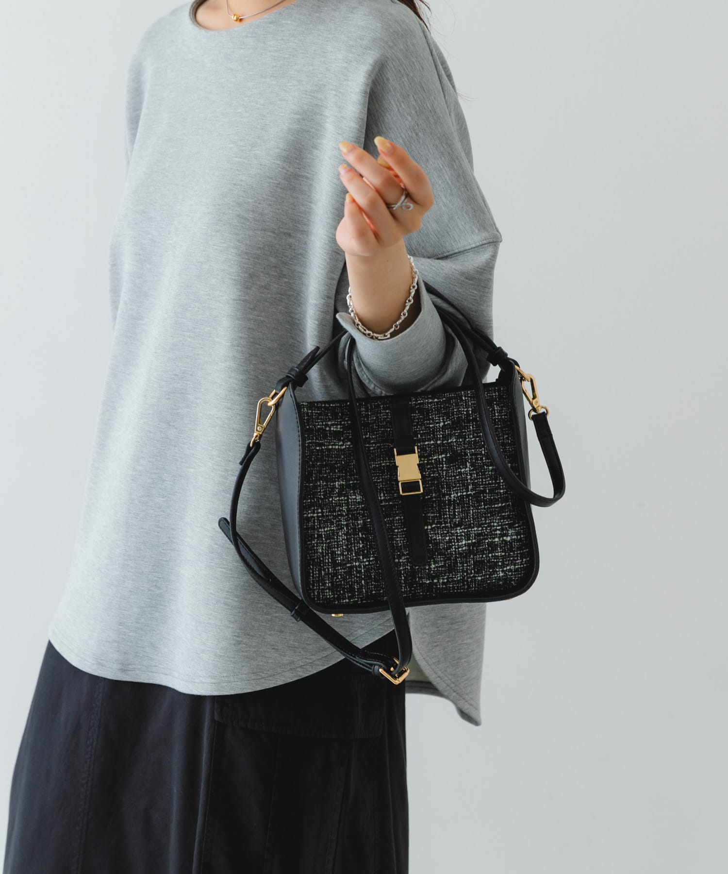 ツイードショルダーバッグ BLACK one