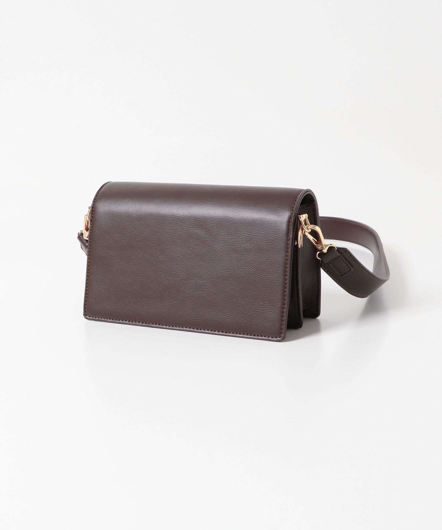 金具付ショルダーバッグ CHOCO one