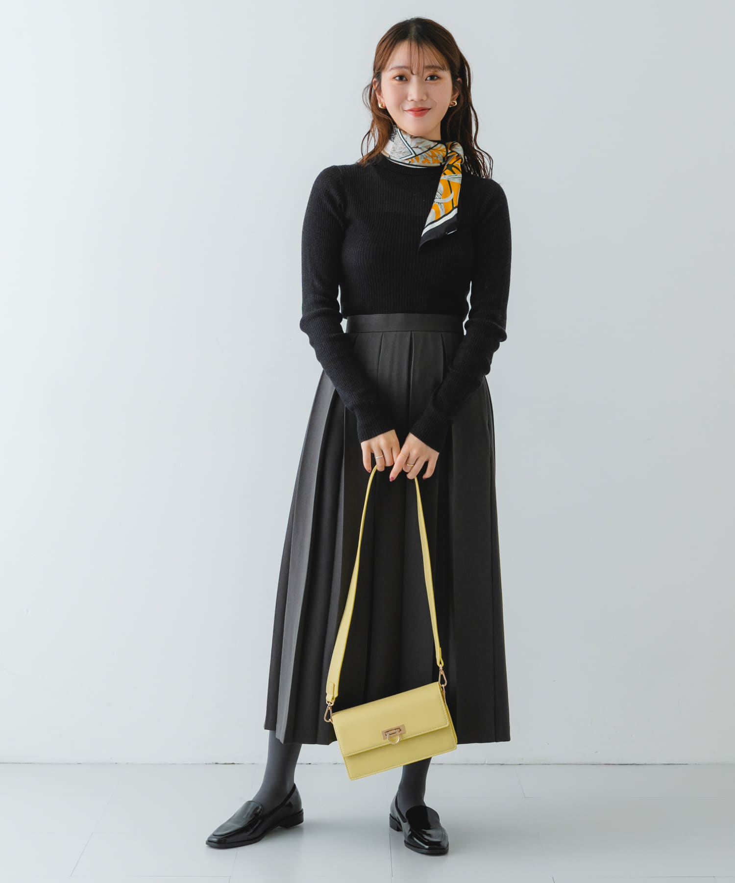 金具付ショルダーバッグ C.YELLOW one