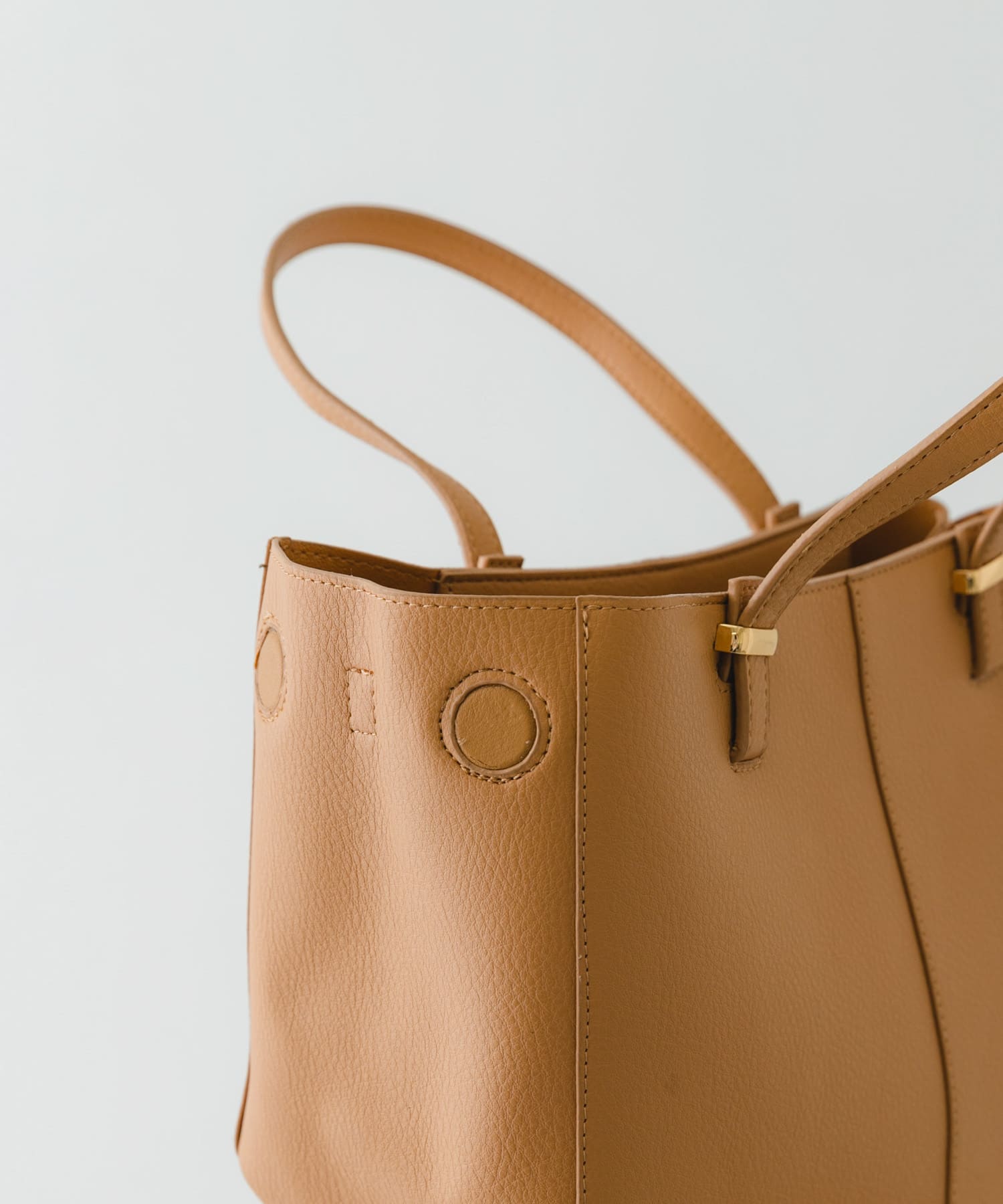 ラウンドミドルバッグ BEIGE one