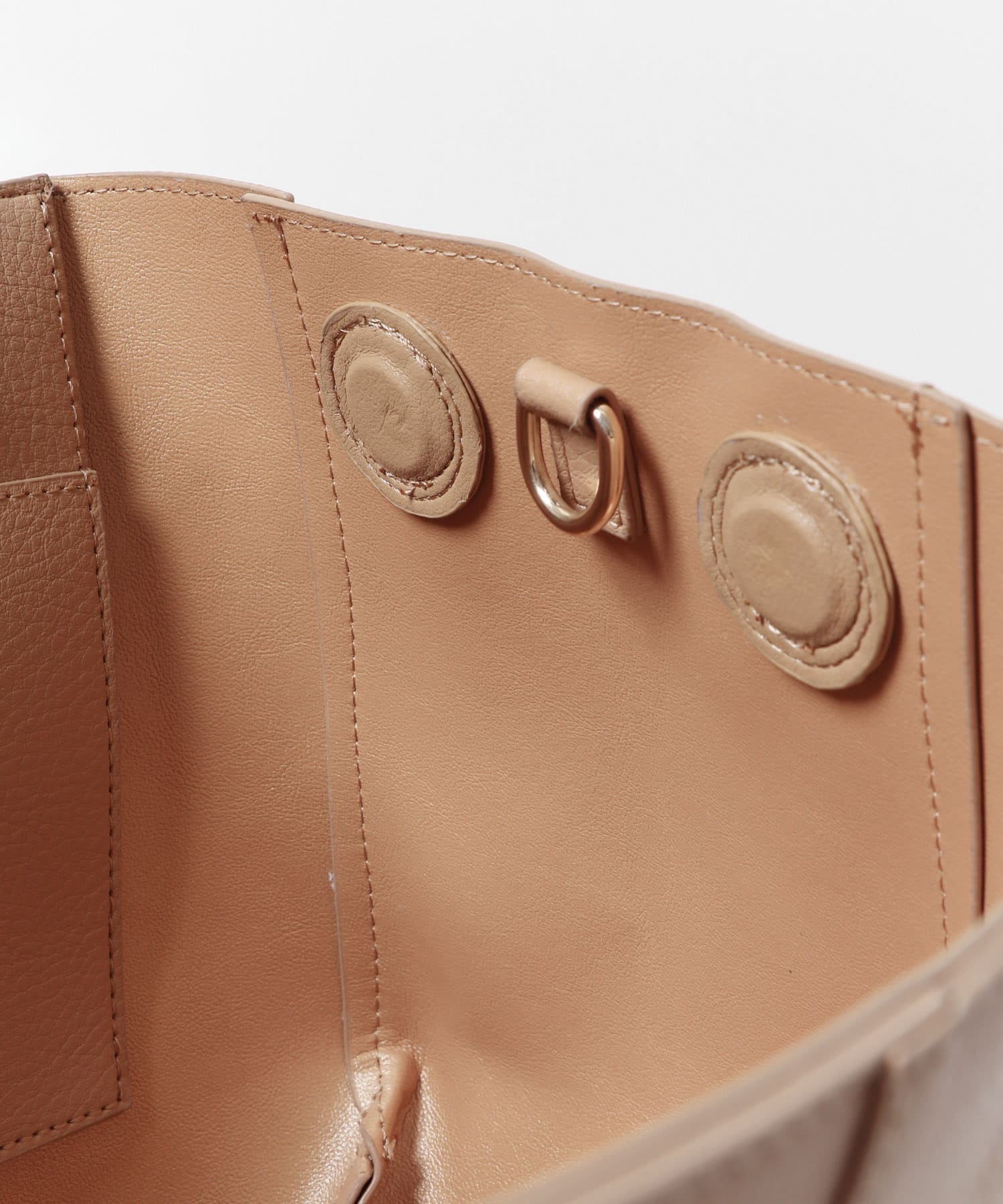 ラウンドミドルバッグ BEIGE one