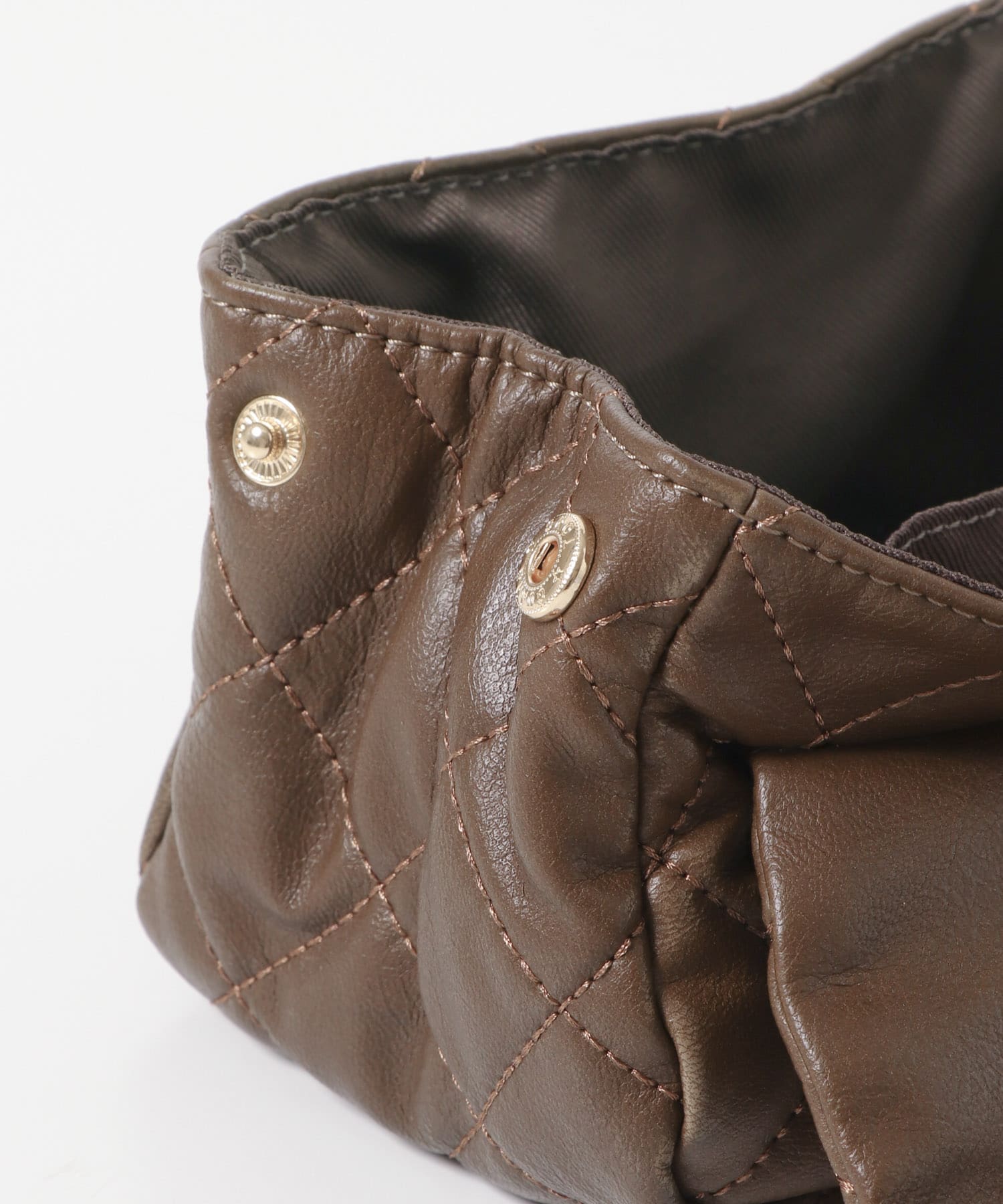 ヴィンテージライクキルティングチェーンバッグ BROWN one