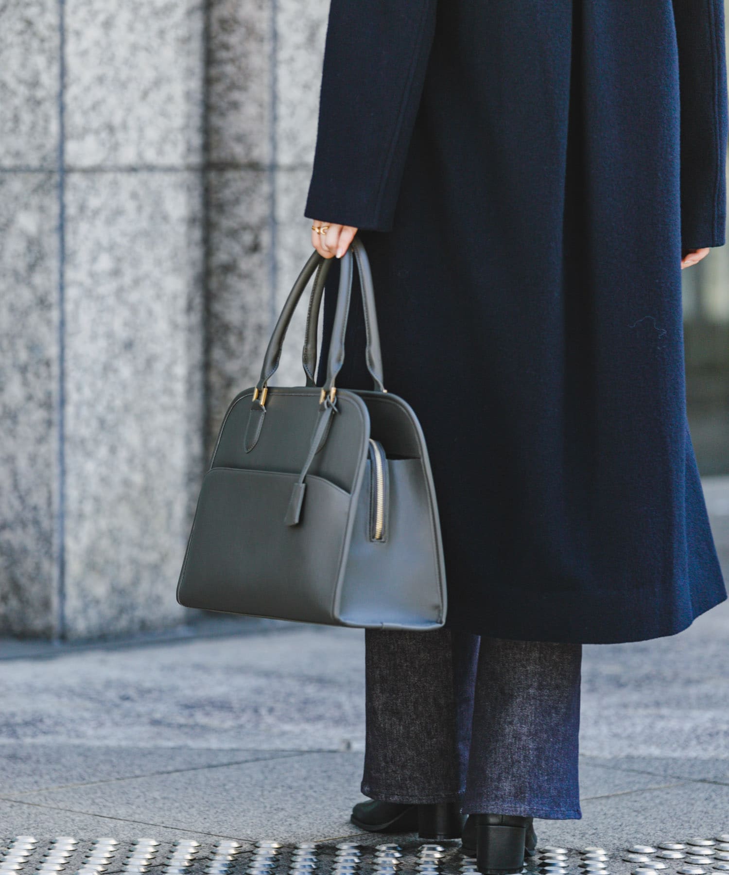 キーチャーム付ボストンバッグ D.KHAKI one