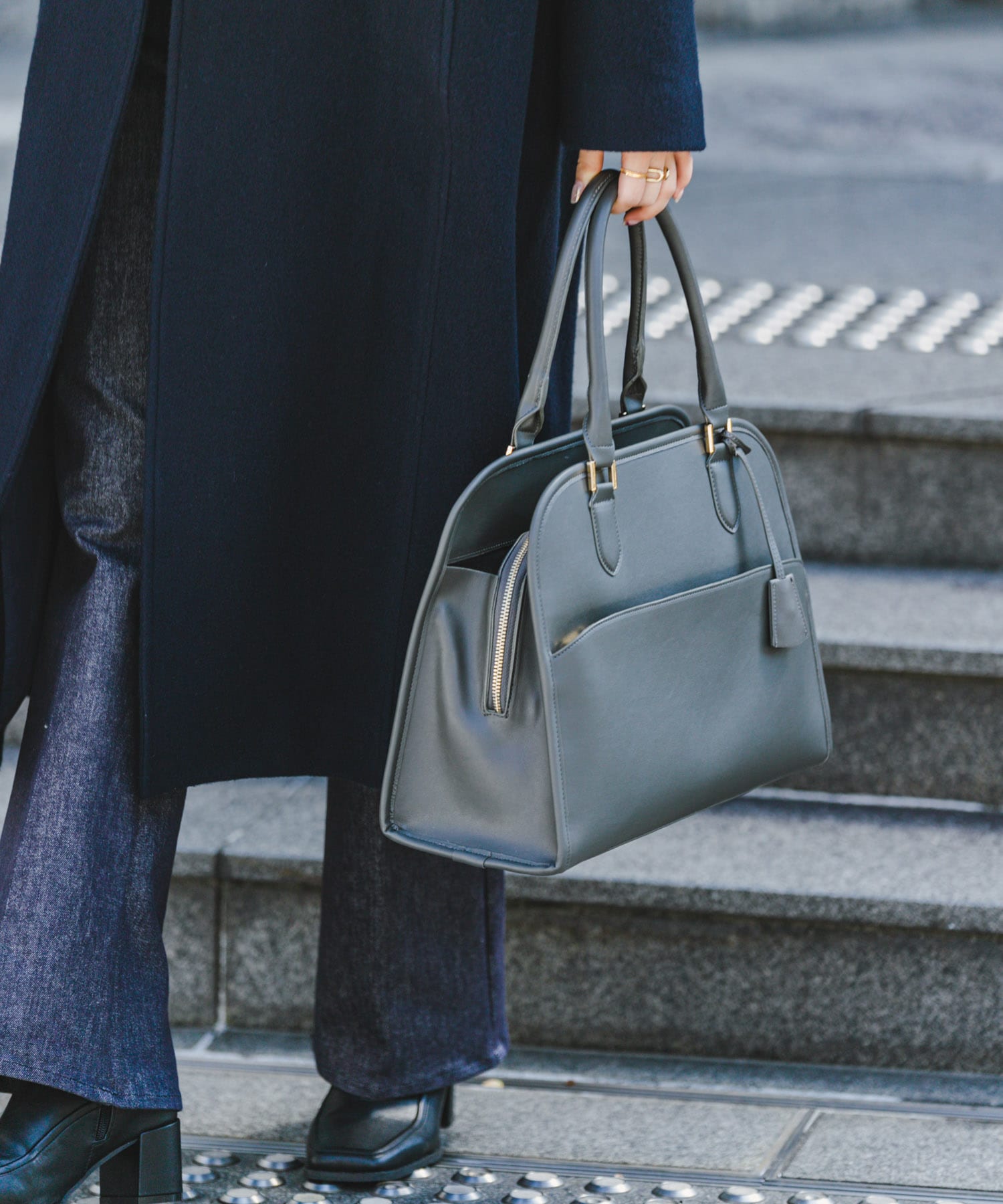 キーチャーム付ボストンバッグ D.KHAKI one