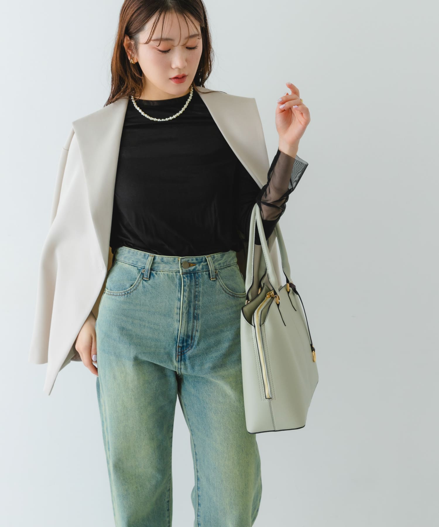 LIGHT GRAY
