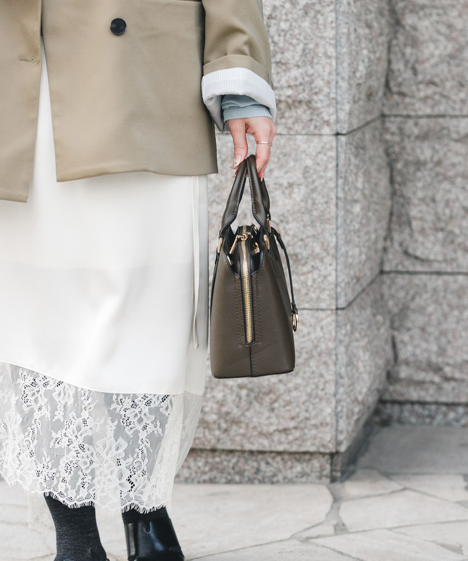 センターステッチハンドバッグ TAUPE one