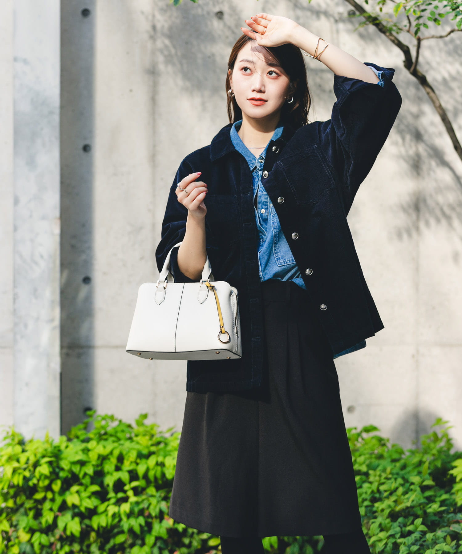 センターステッチハンドバッグ MILK one