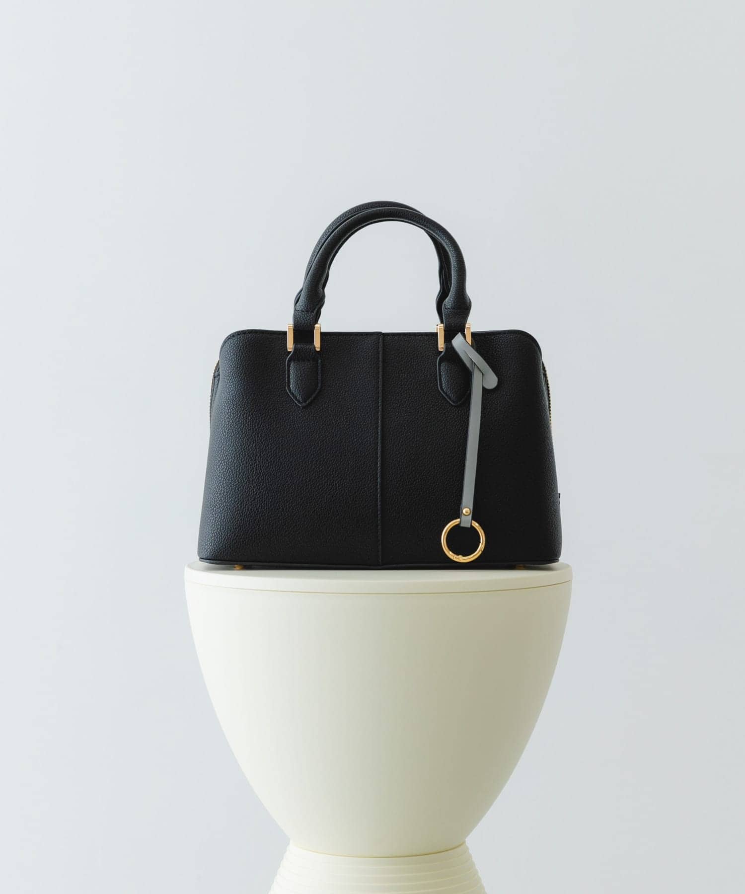 センターステッチハンドバッグ