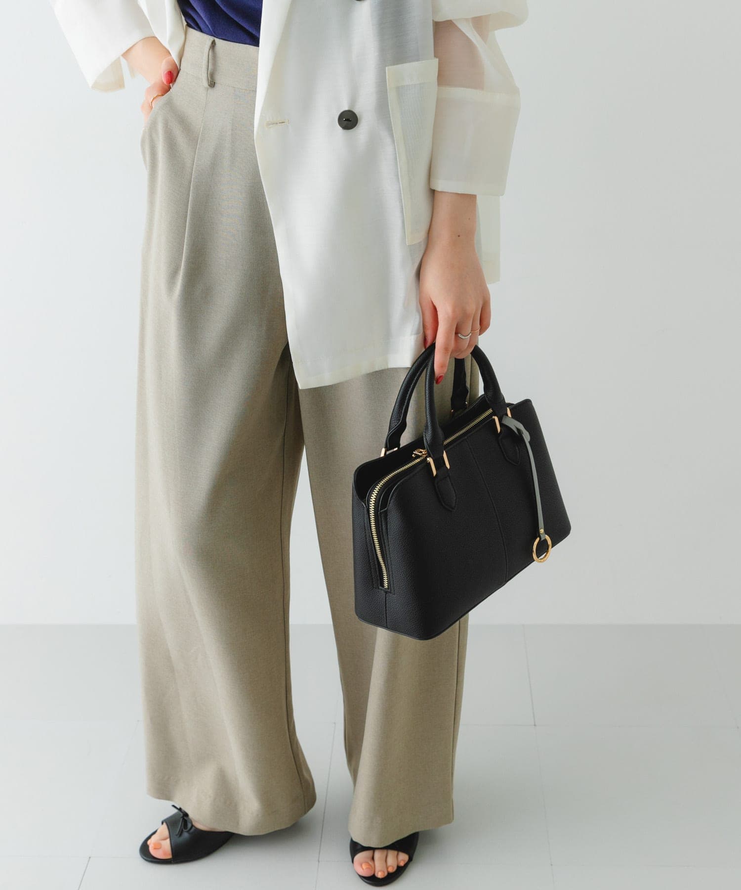 センターステッチハンドバッグ BLACK one