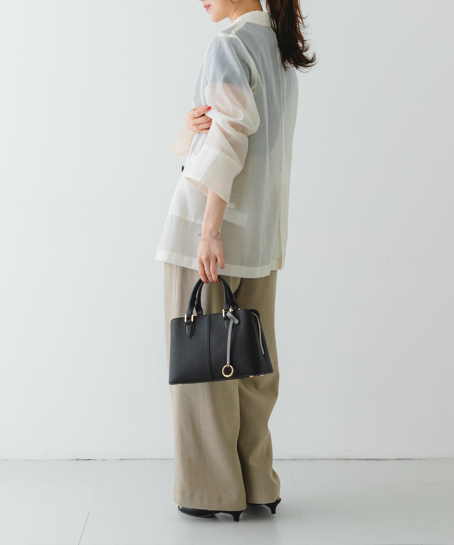 センターステッチハンドバッグ BLACK one