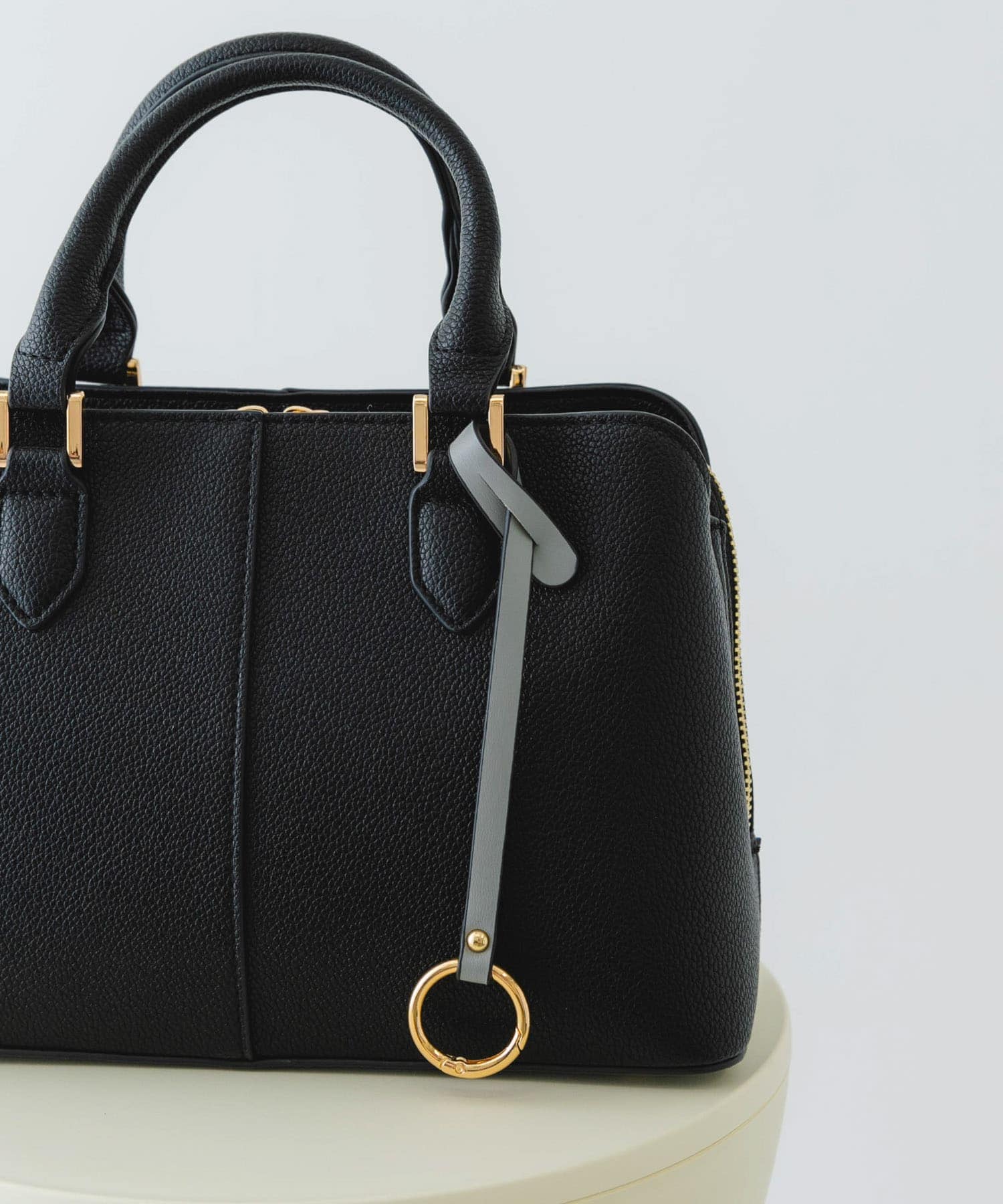 センターステッチハンドバッグ BLACK one