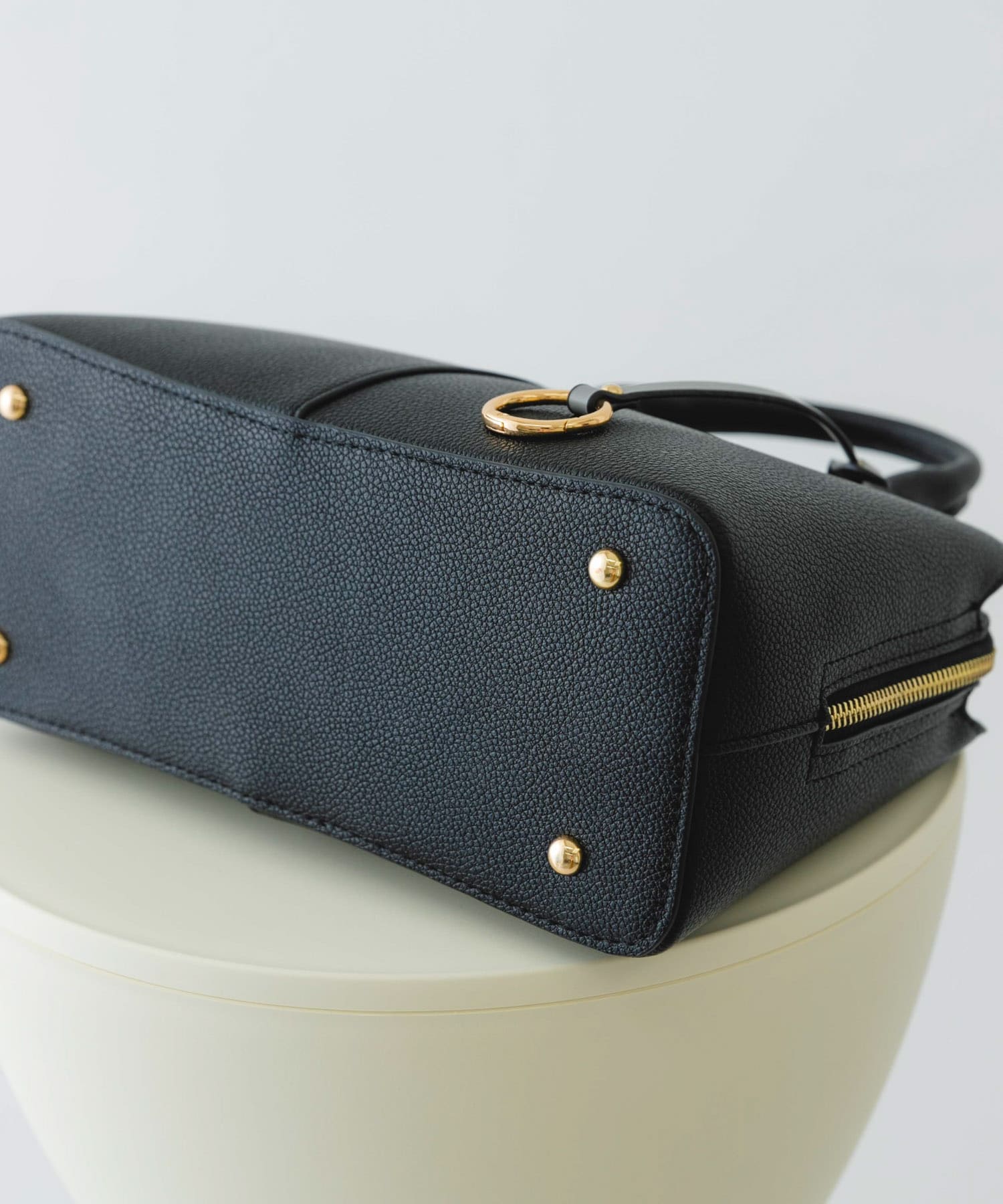 センターステッチハンドバッグ BLACK one