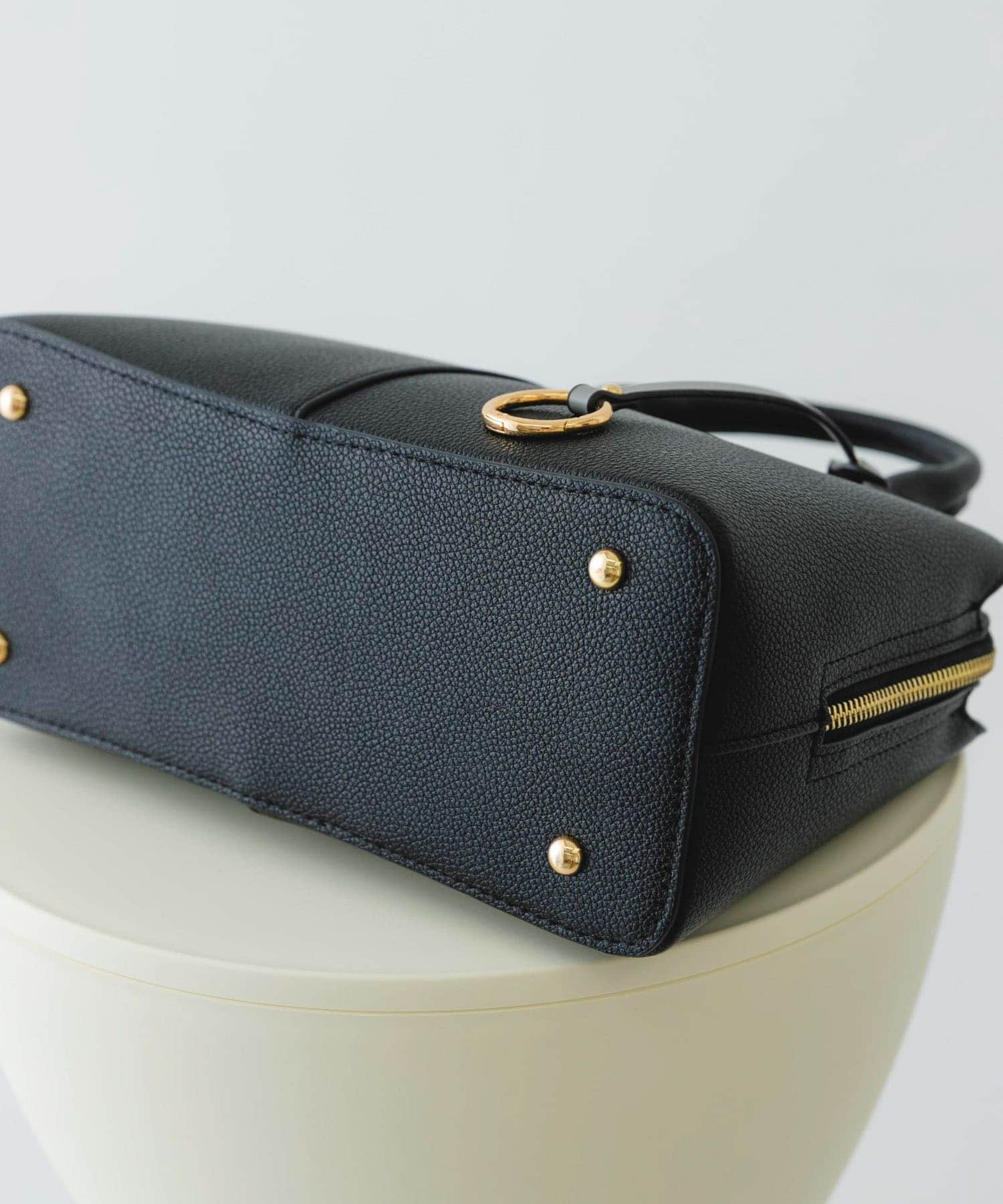センターステッチハンドバッグ BLACK one