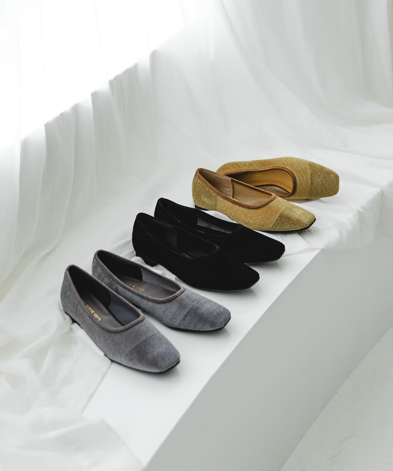 『MADE IN JAPAN』スクエアベロアメッシュフラット BLACK 38