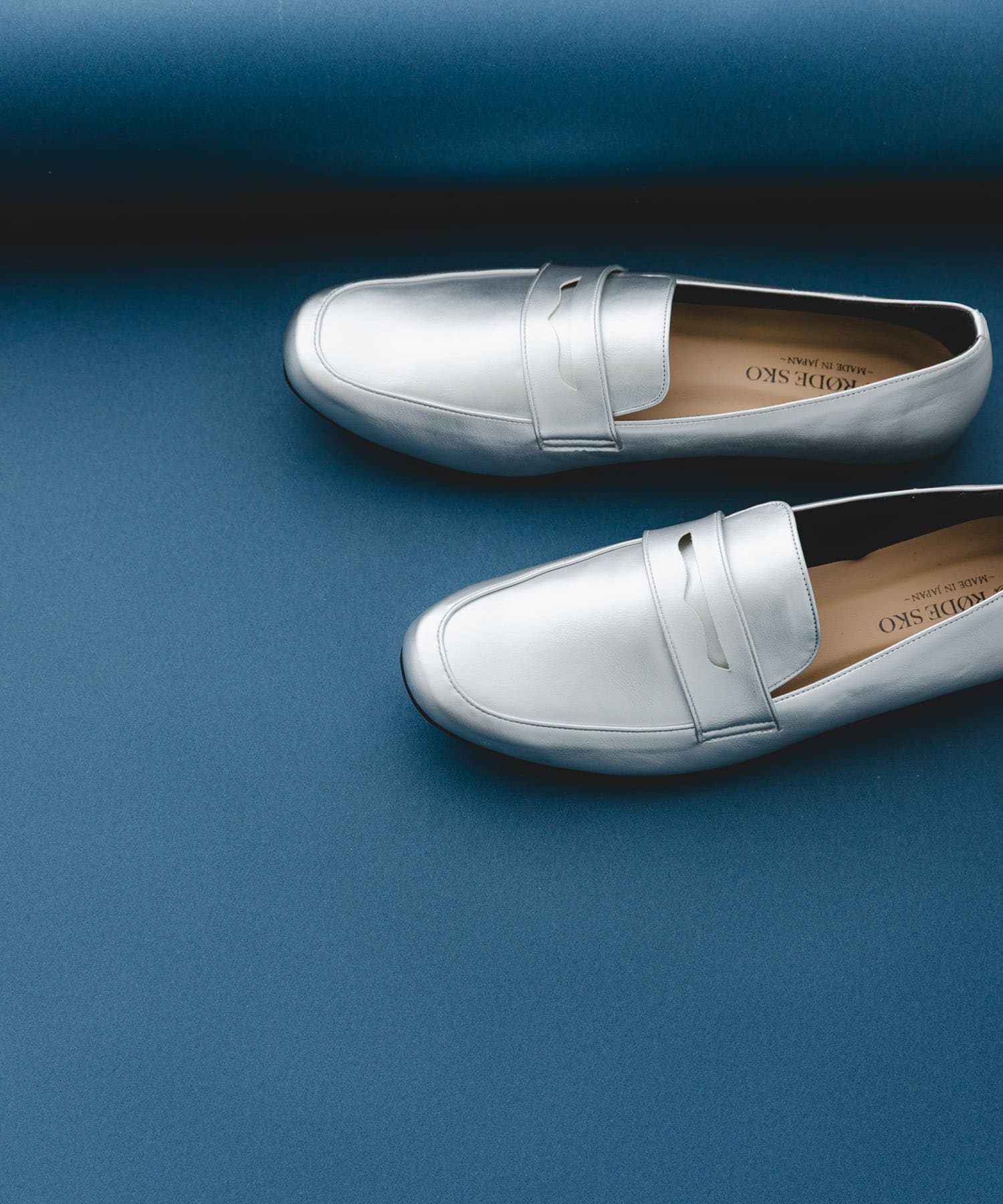 『MADE IN JAPAN』ソフトコインローファー SILVER 37
