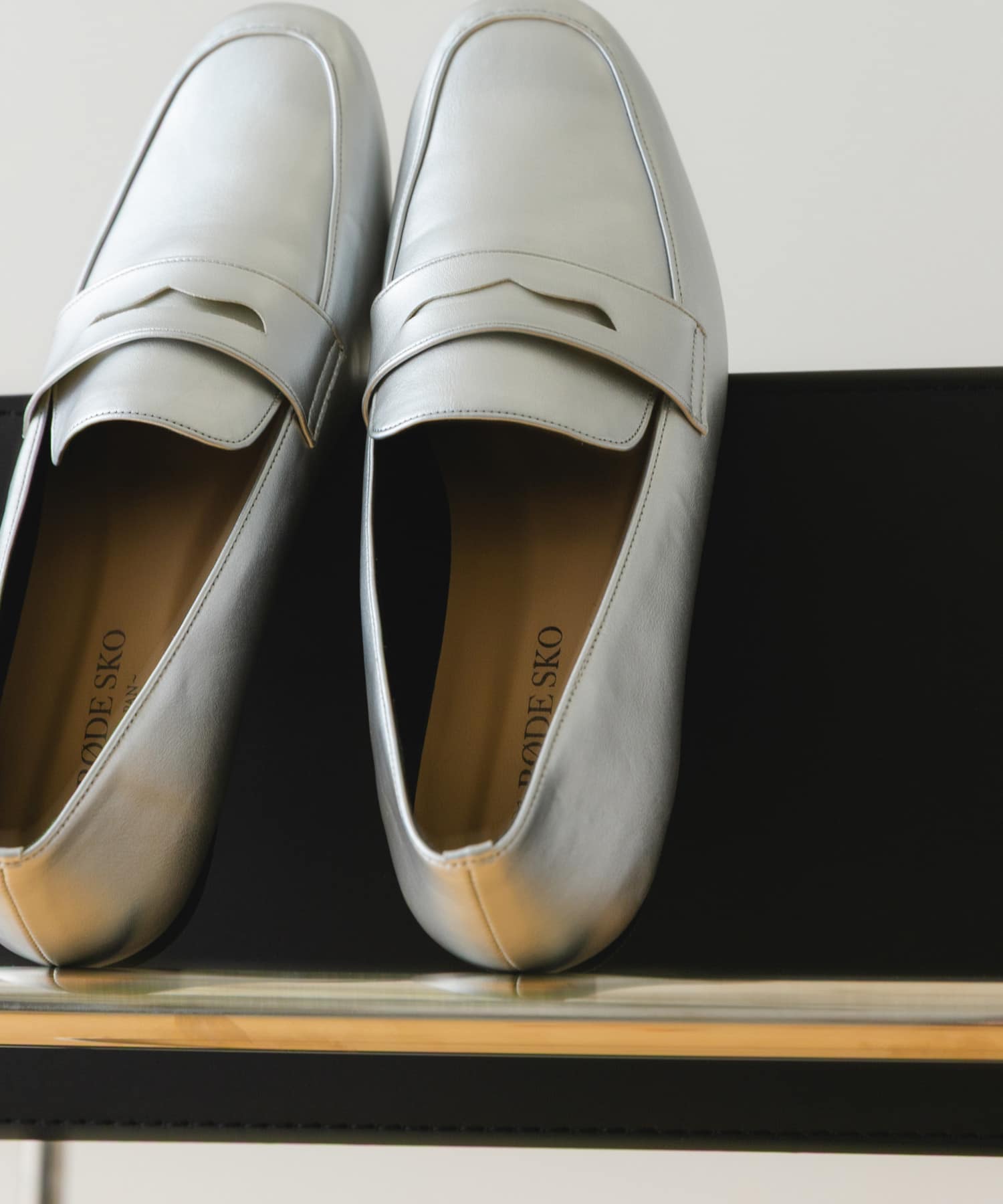 『MADE IN JAPAN』ソフトコインローファー SILVER 37