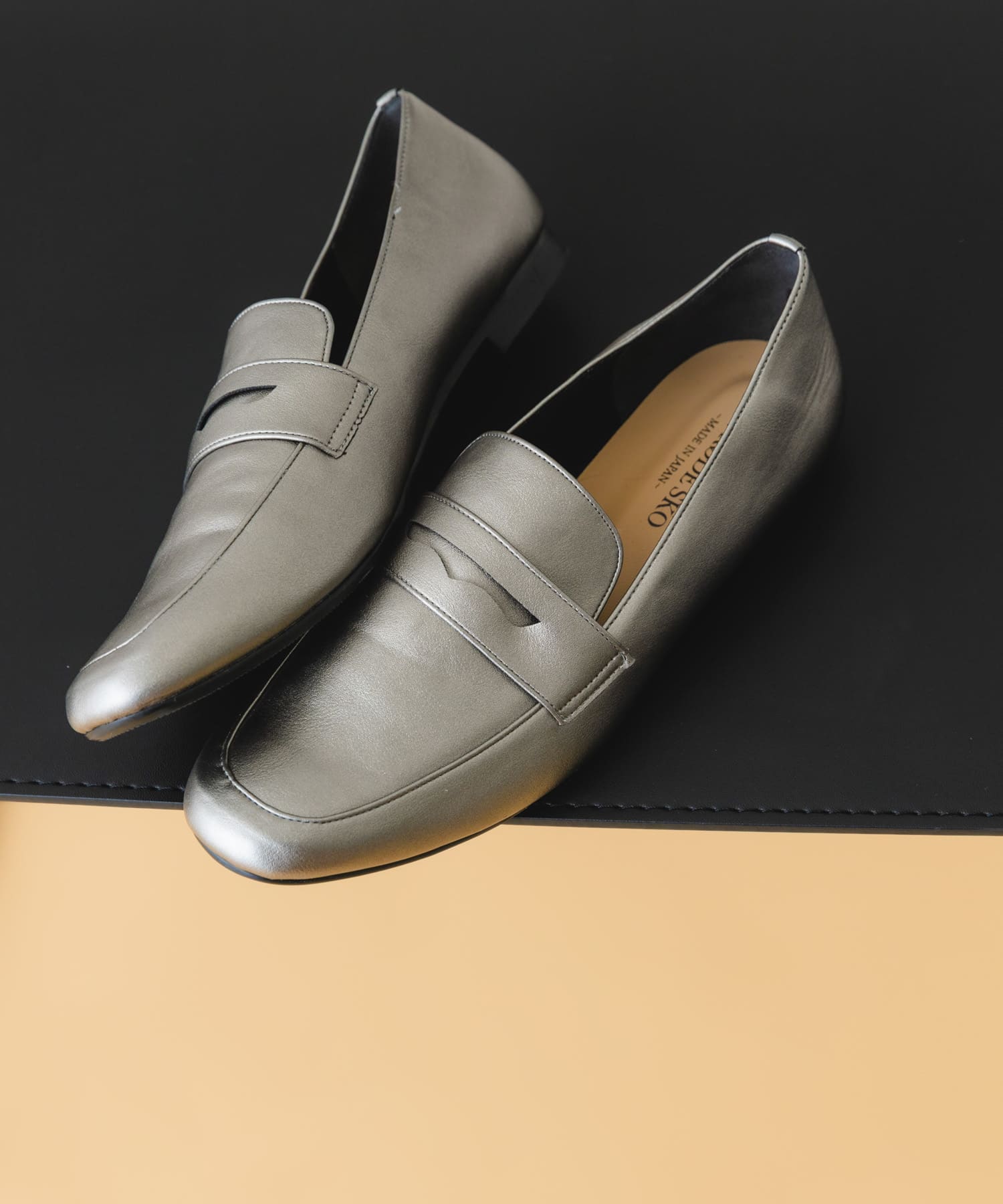 『MADE IN JAPAN』ソフトコインローファー GUN METAL 37