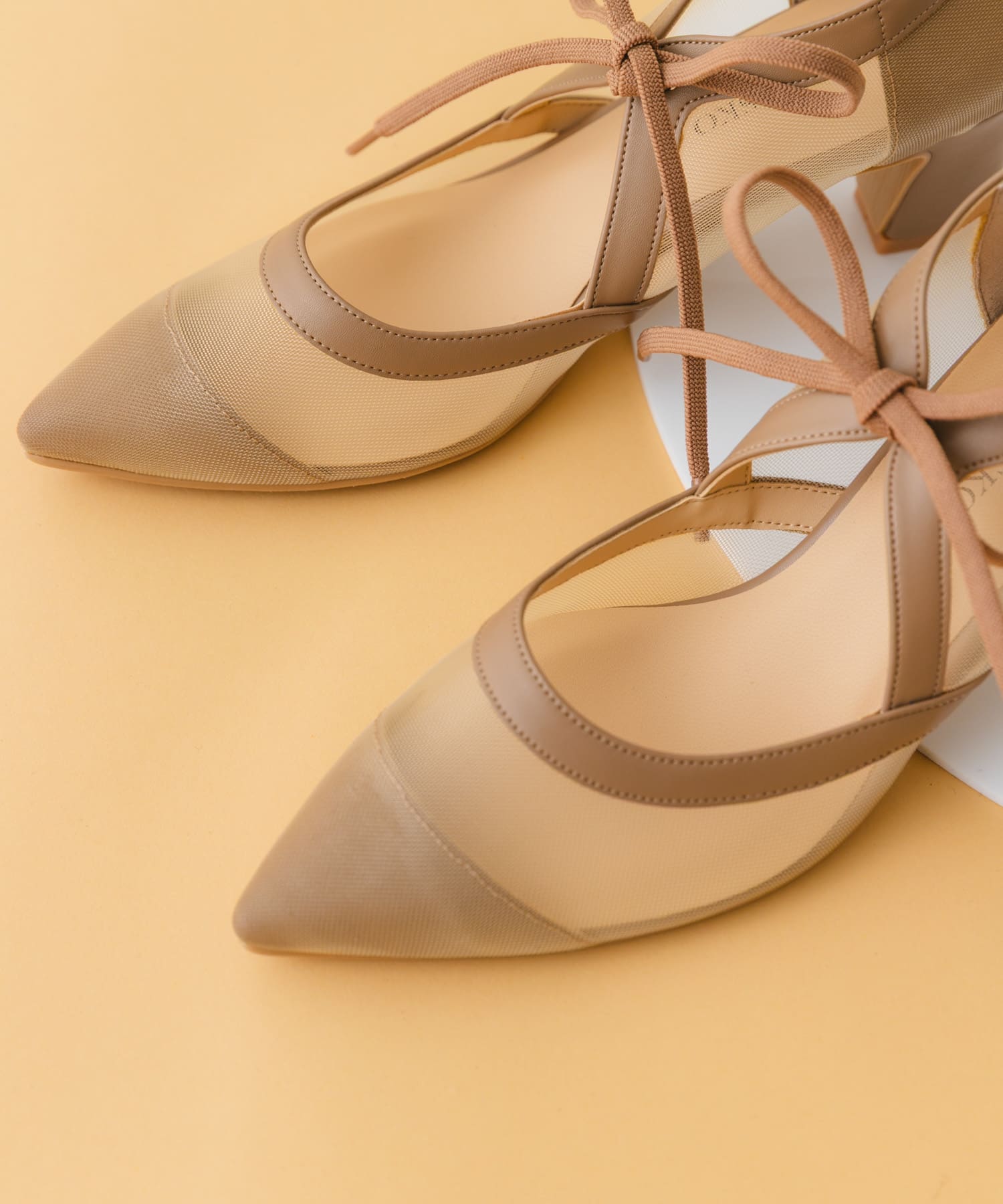 『MADE IN JAPAN』チャンキーヒールリボンパンプス BEGシアー 37