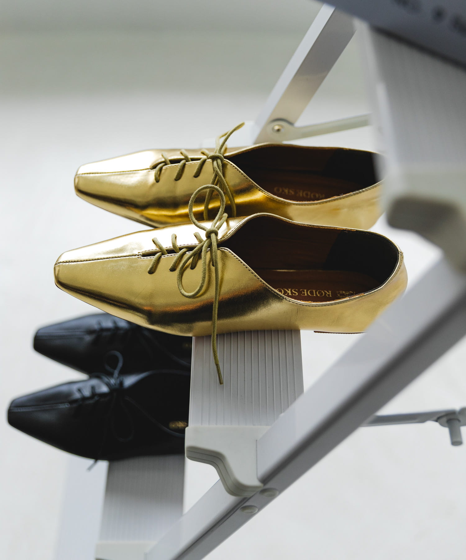 レースアップフラットシューズ GOLD 36