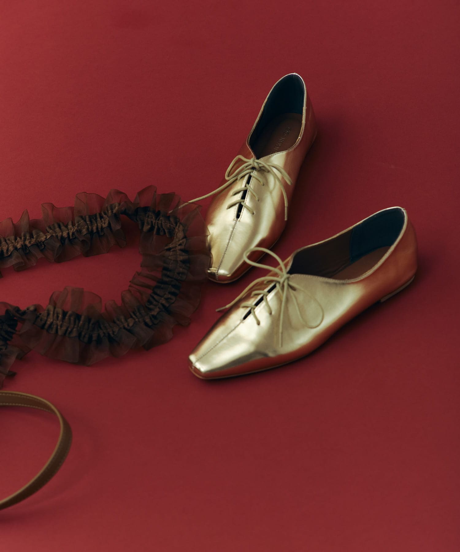 レースアップフラットシューズ GOLD 36