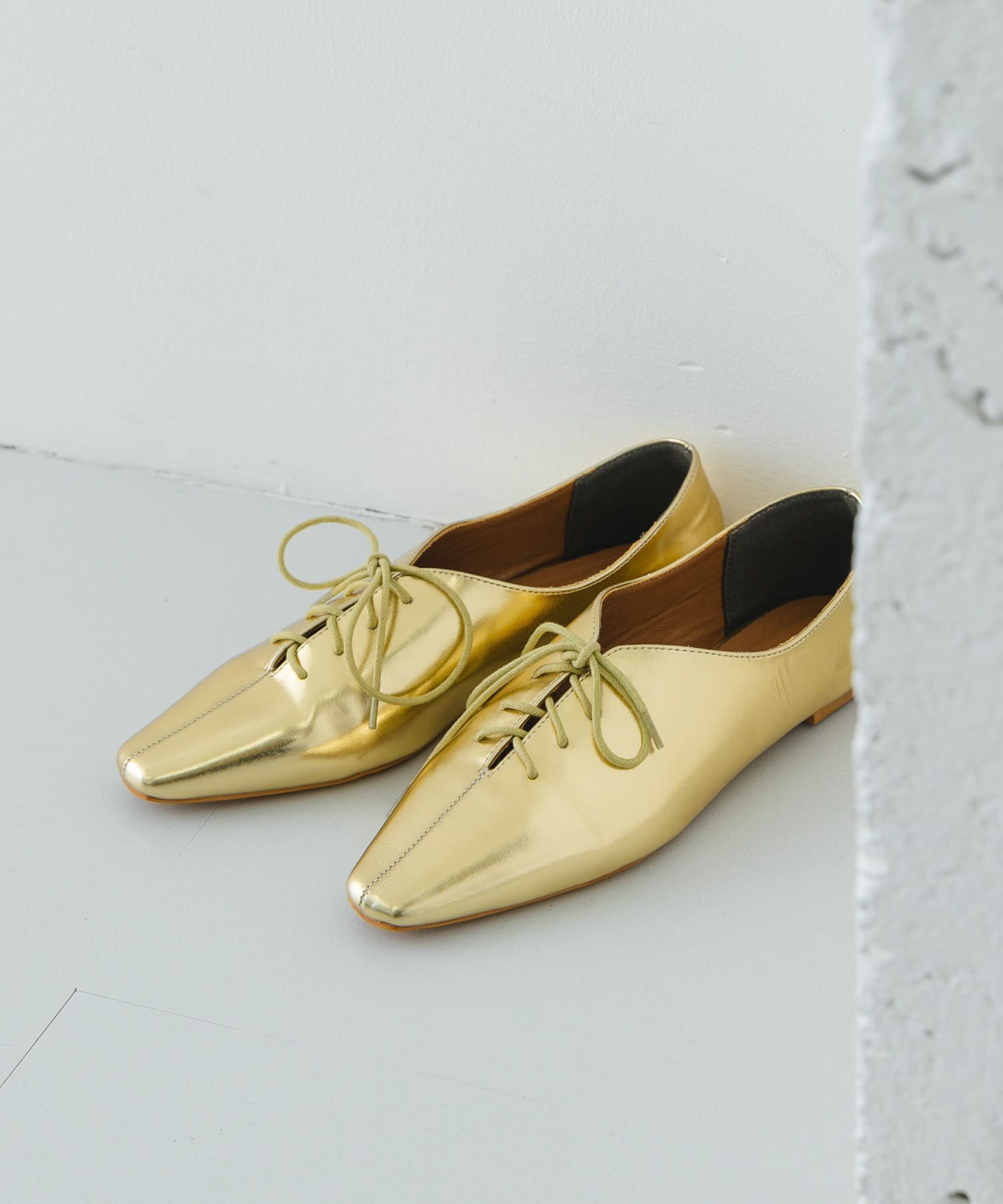 レースアップフラットシューズ GOLD 36