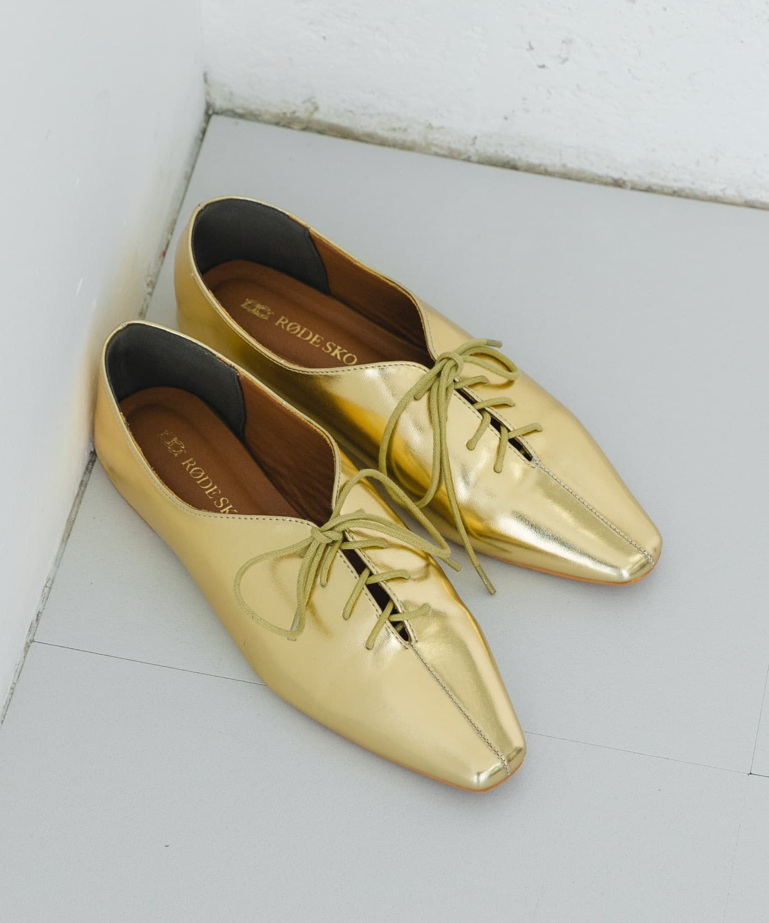 レースアップフラットシューズ GOLD 36