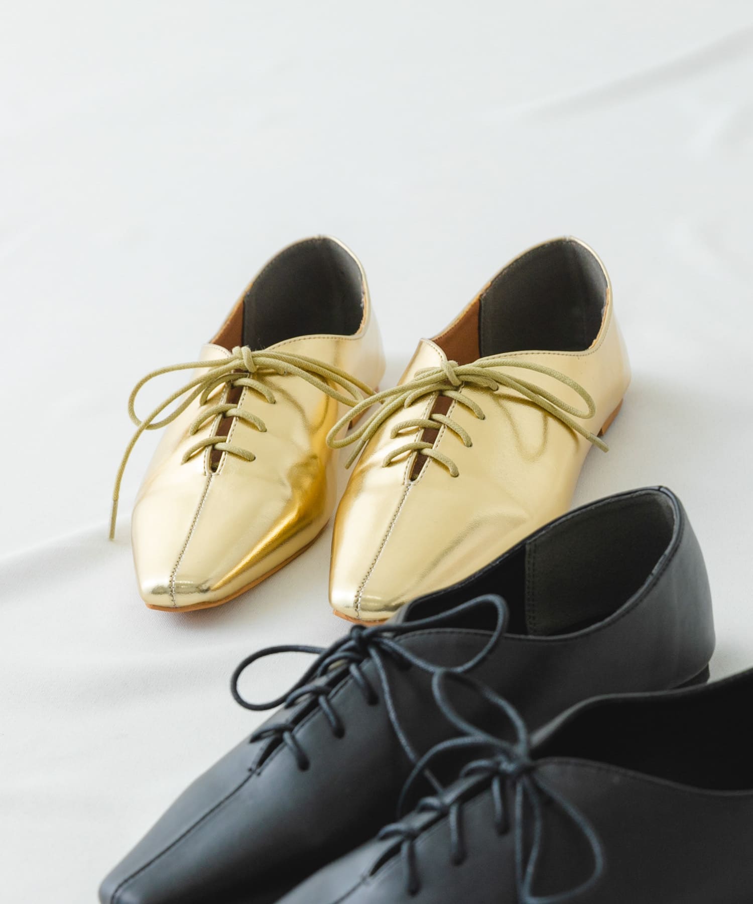 レースアップフラットシューズ GOLD 37