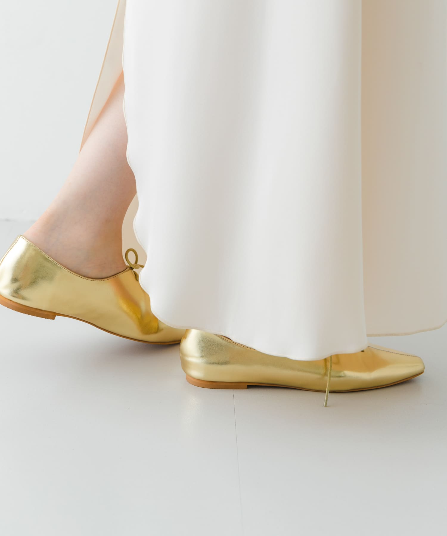 レースアップフラットシューズ GOLD 38