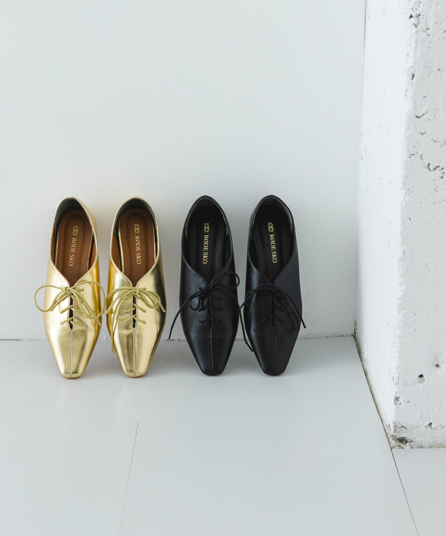 レースアップフラットシューズ GOLD 36