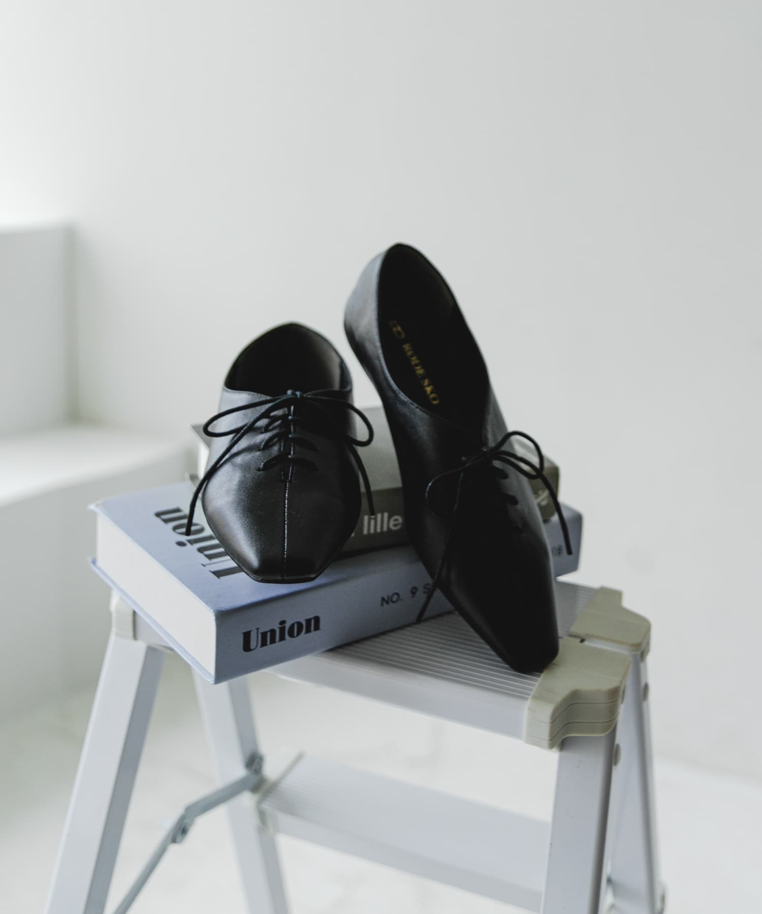 レースアップフラットシューズ BLACK 36