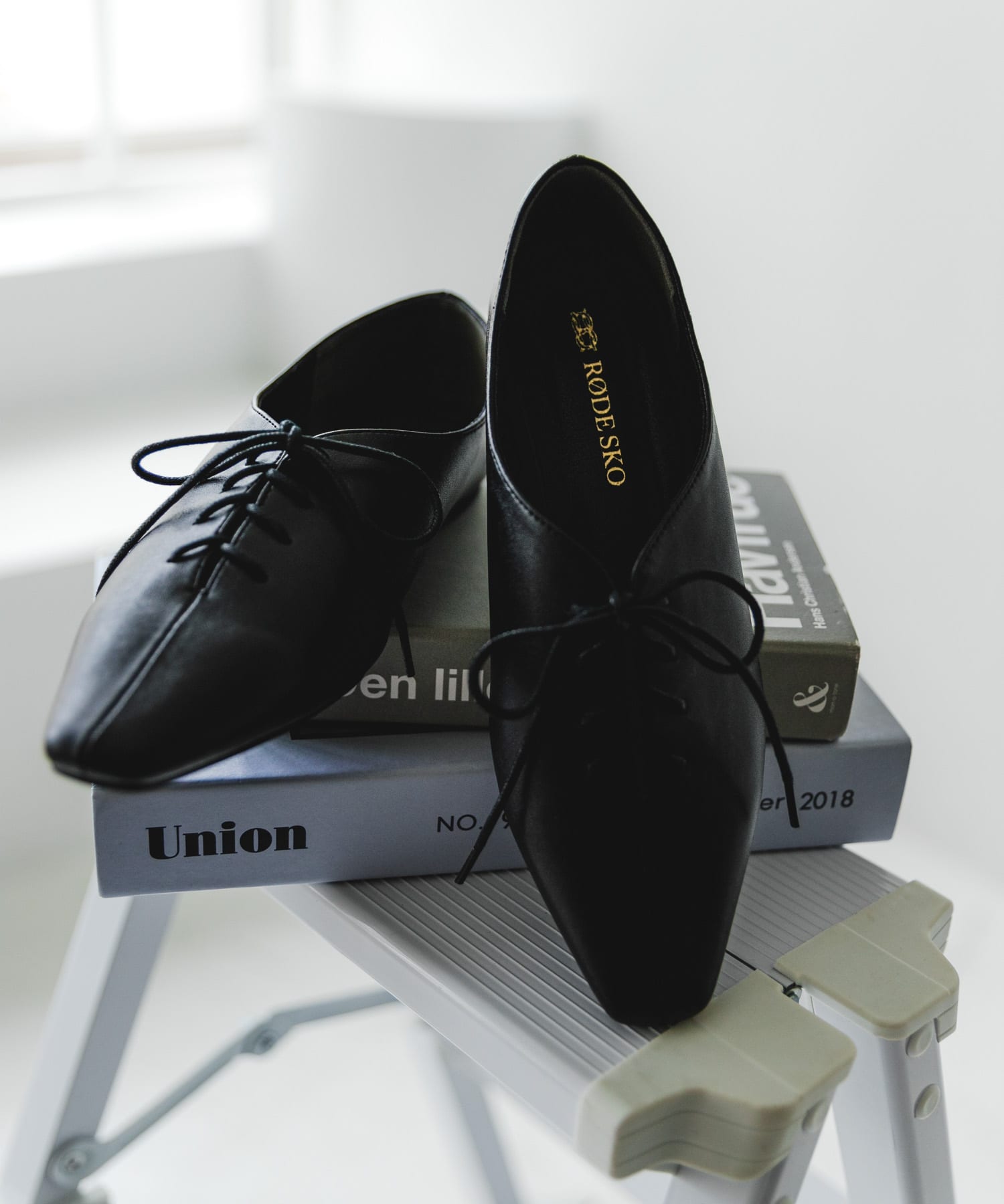 レースアップフラットシューズ BLACK 36