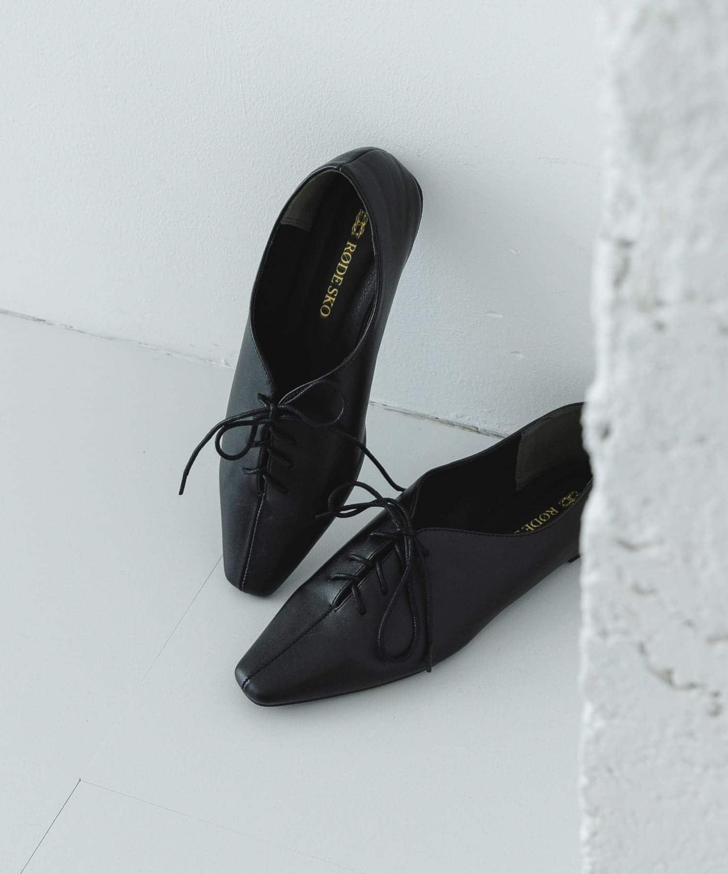 レースアップフラットシューズ BLACK 36