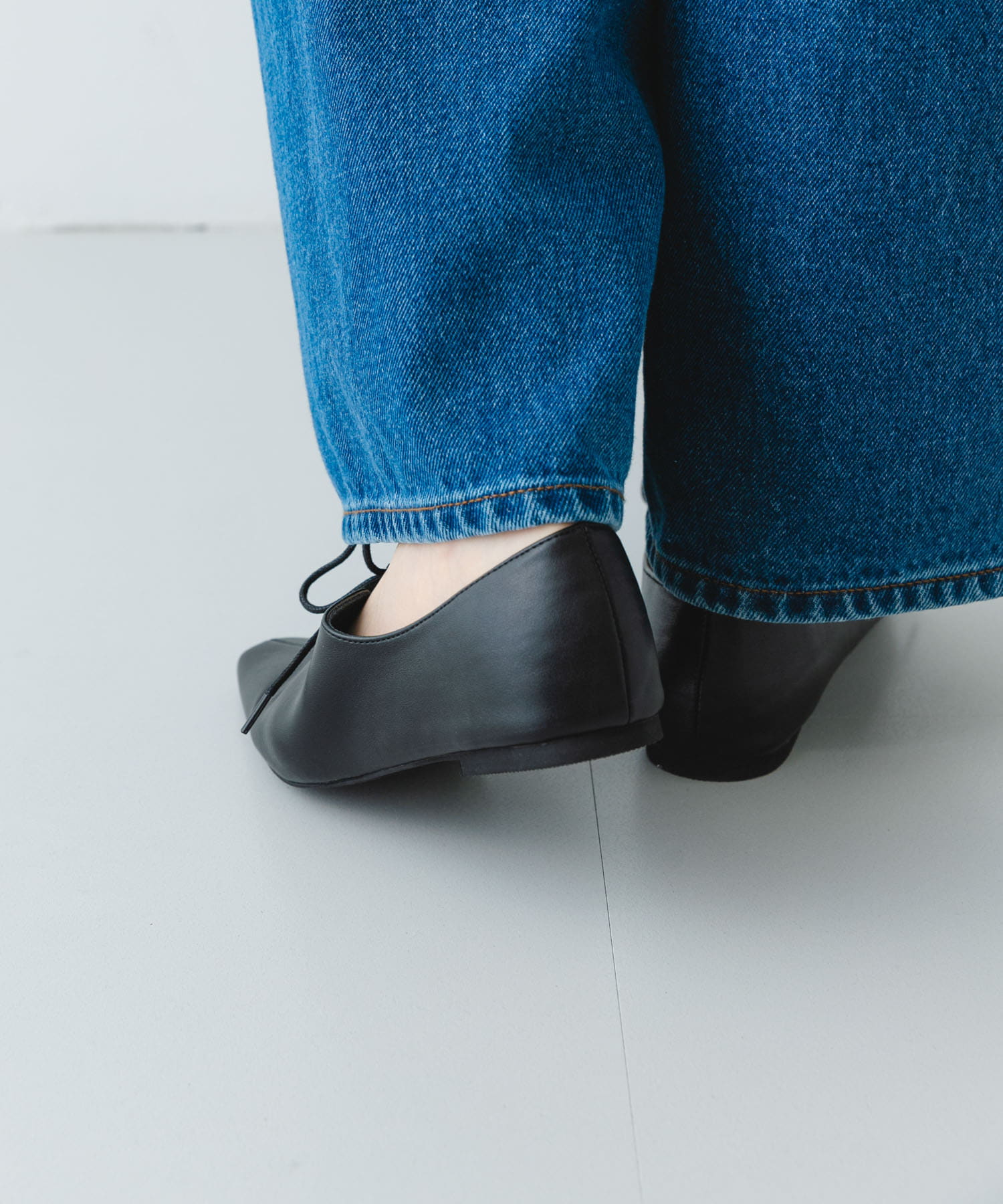 レースアップフラットシューズ BLACK 38