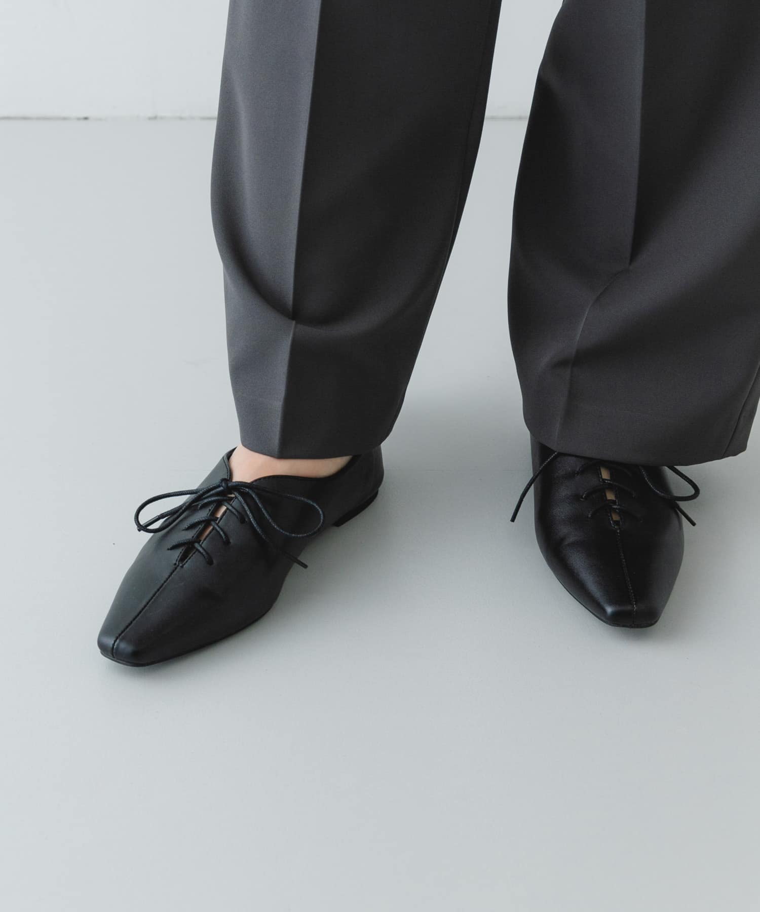 レースアップフラットシューズ BLACK 36
