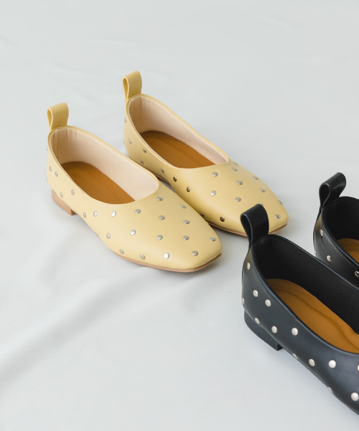 スタッズフラットシューズ EGG BEIGE 36