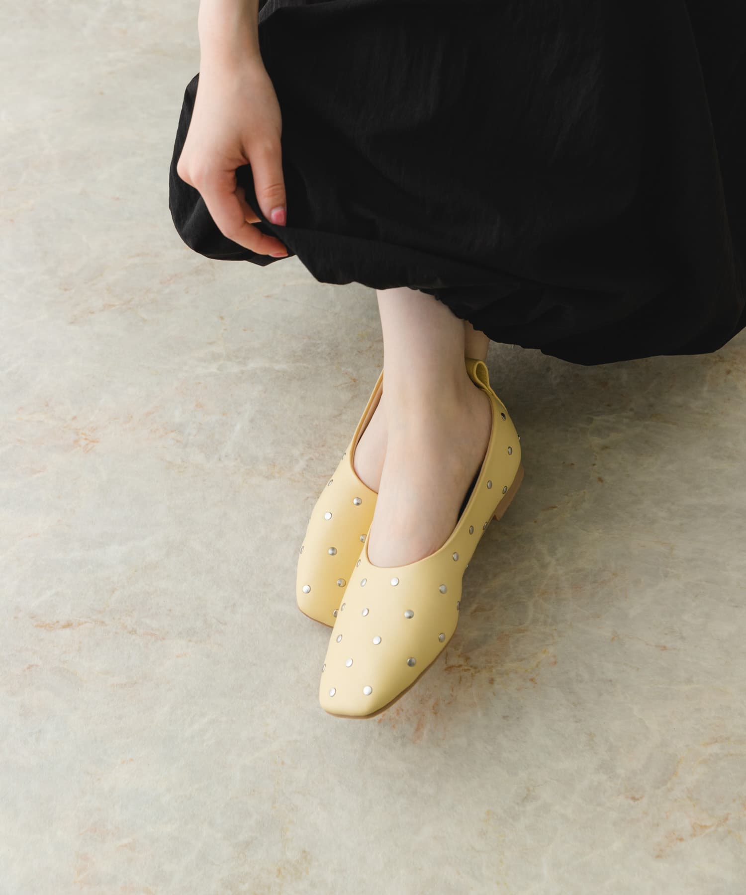 スタッズフラットシューズ EGG BEIGE 36
