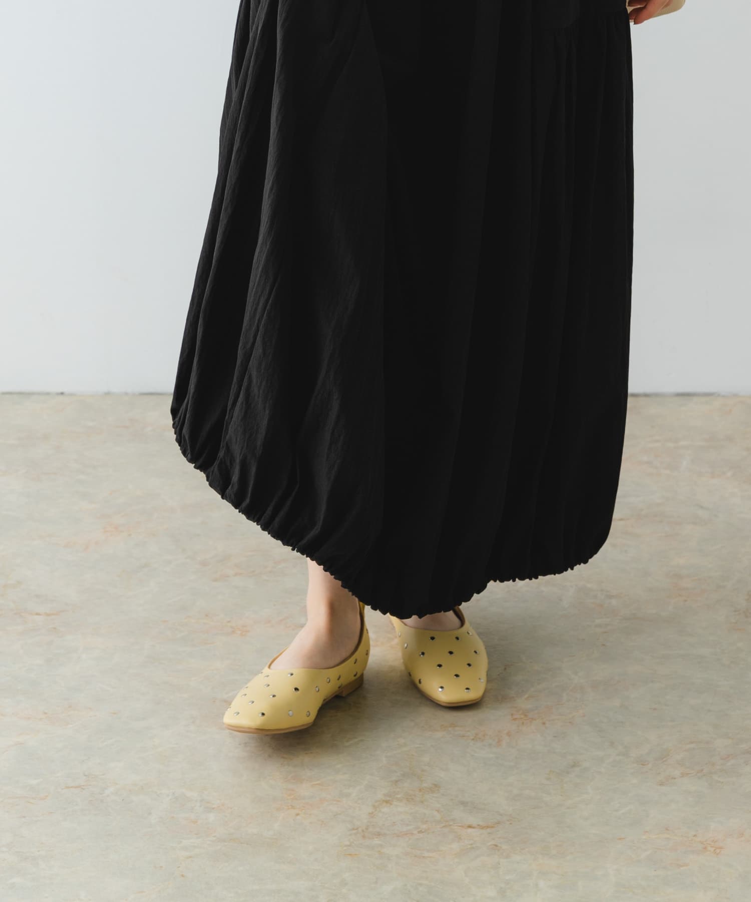 EGG BEIGE