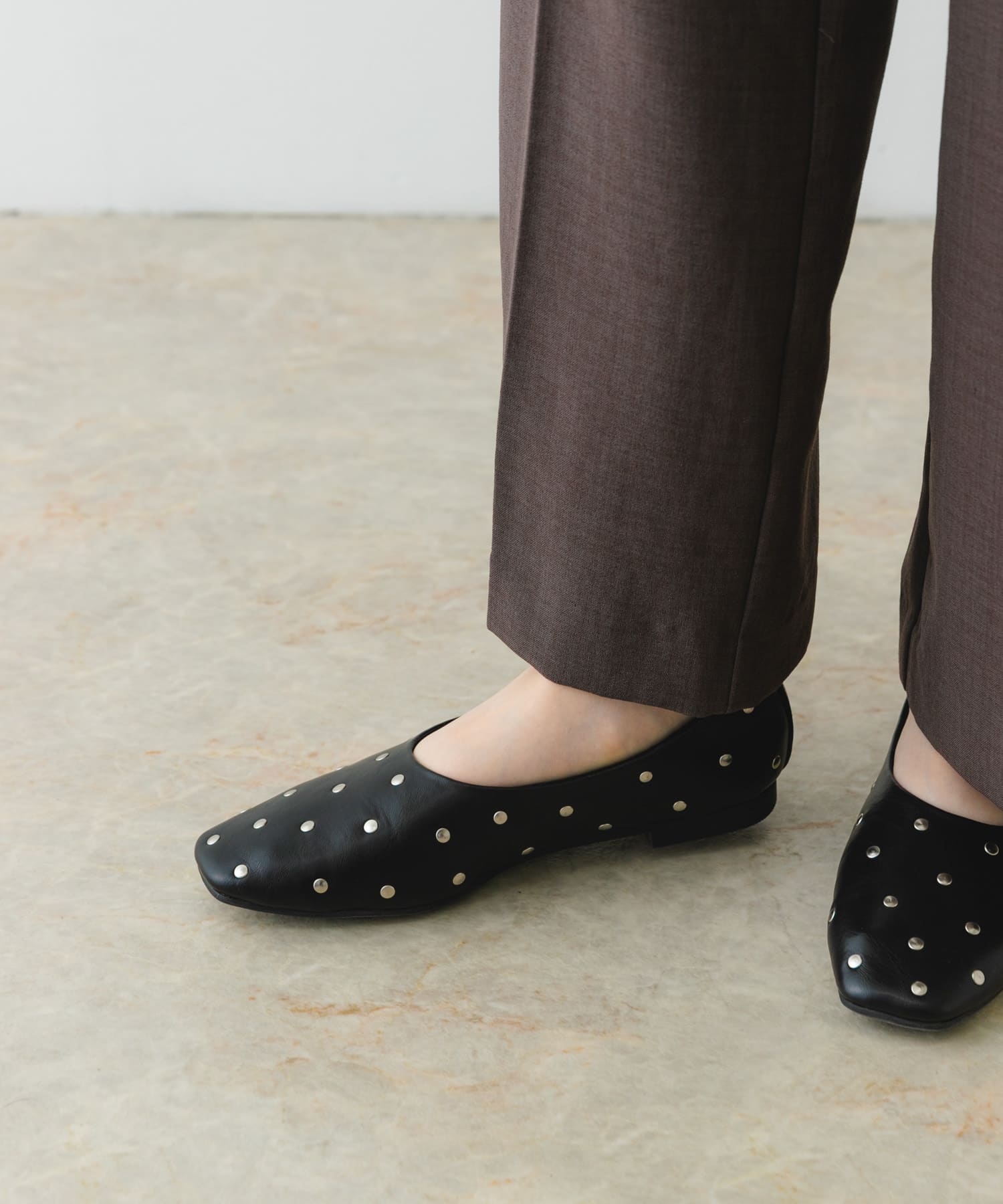 スタッズフラットシューズ BLACK 37