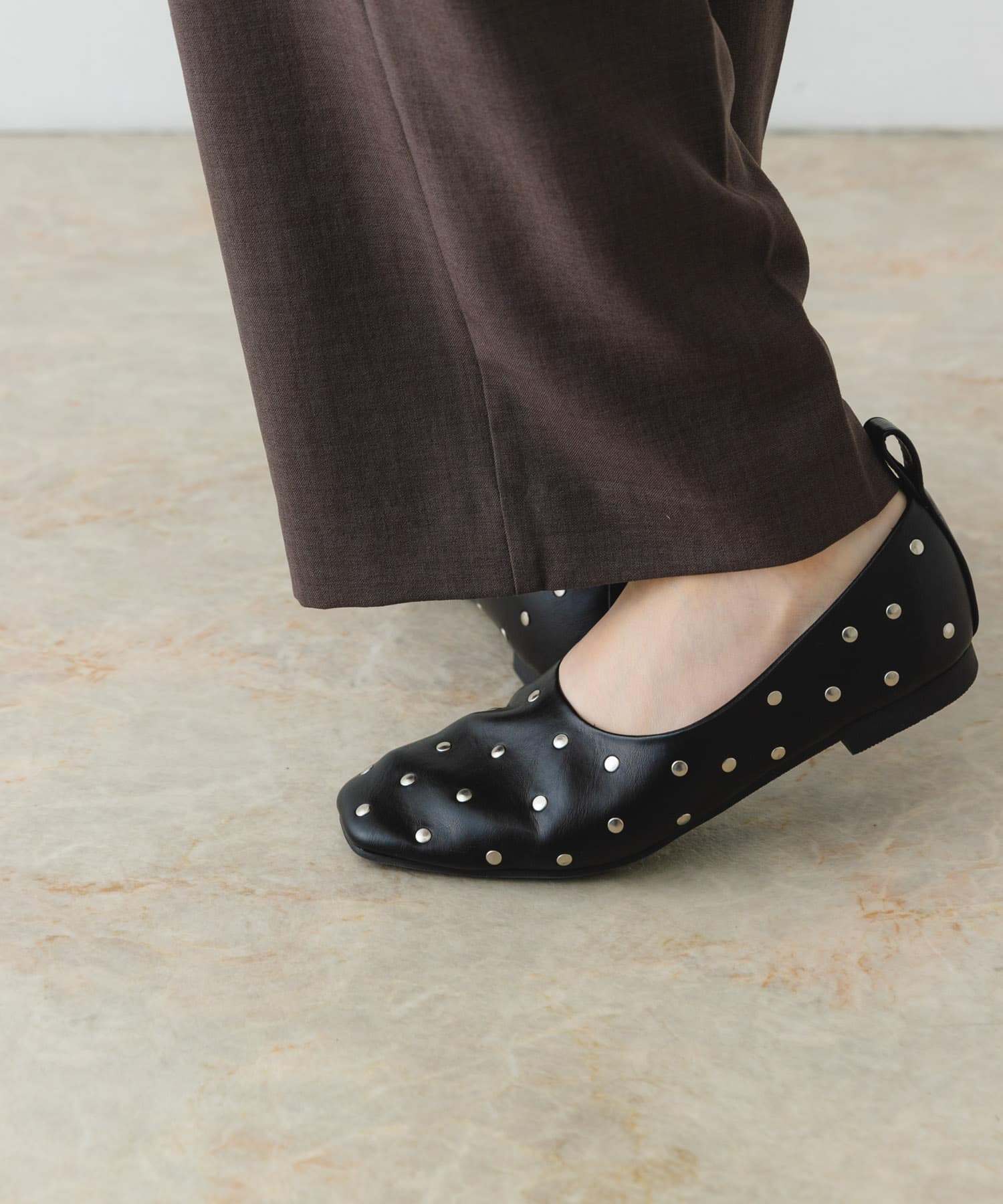 スタッズフラットシューズ BLACK 37